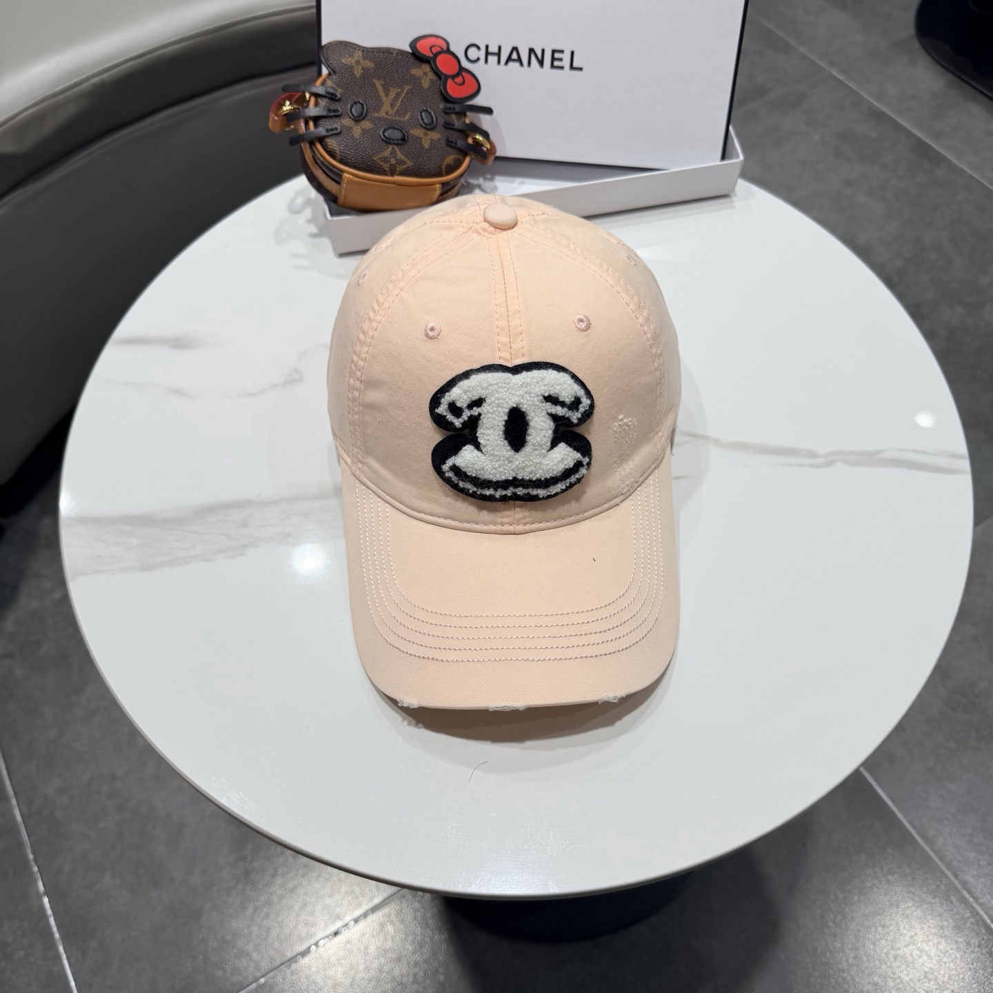 香奈儿2026新款经典休闲潮流款 上架简约棒球帽🧢日韩风格，随便搭配都超好看！出门旅游，绝对要入手的一款