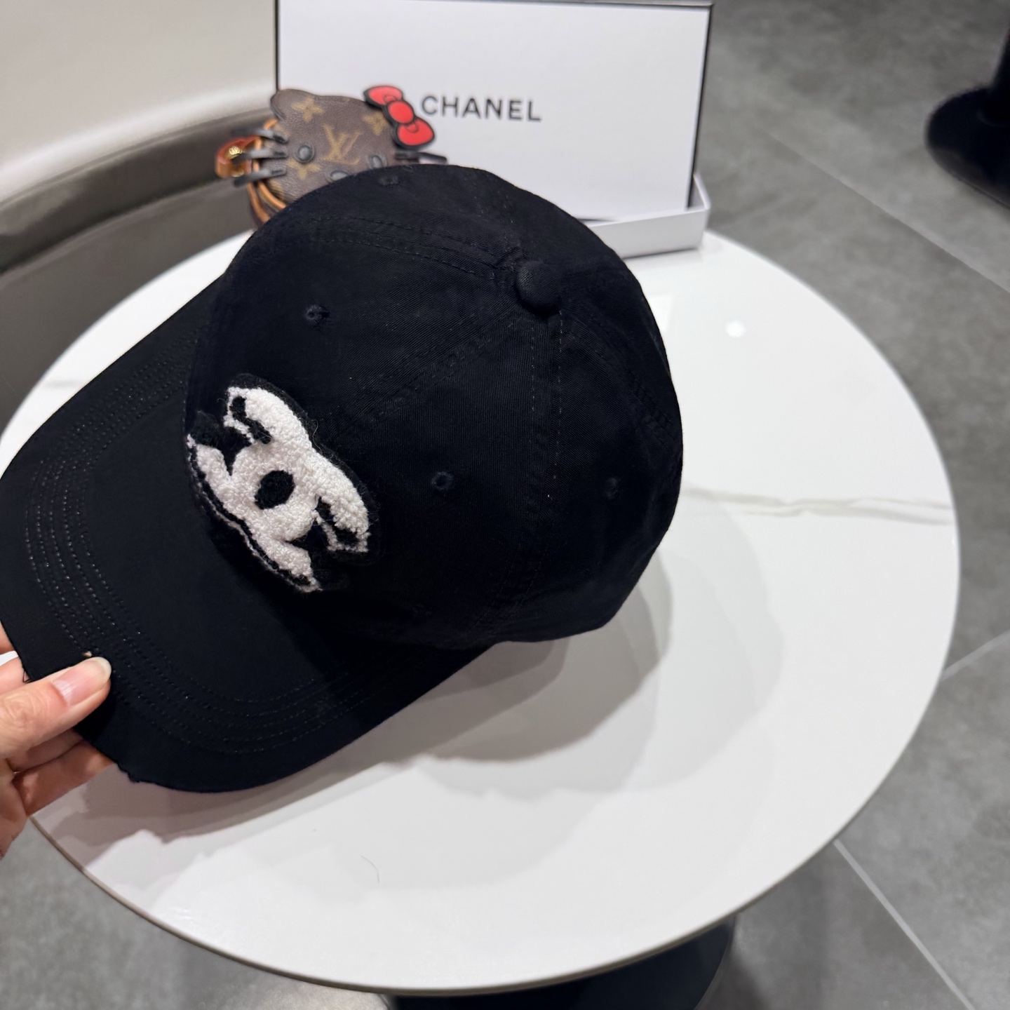 香奈儿2026新款经典休闲潮流款 上架简约棒球帽🧢日韩风格，随便搭配都超好看！出门旅游，绝对要入手的一款