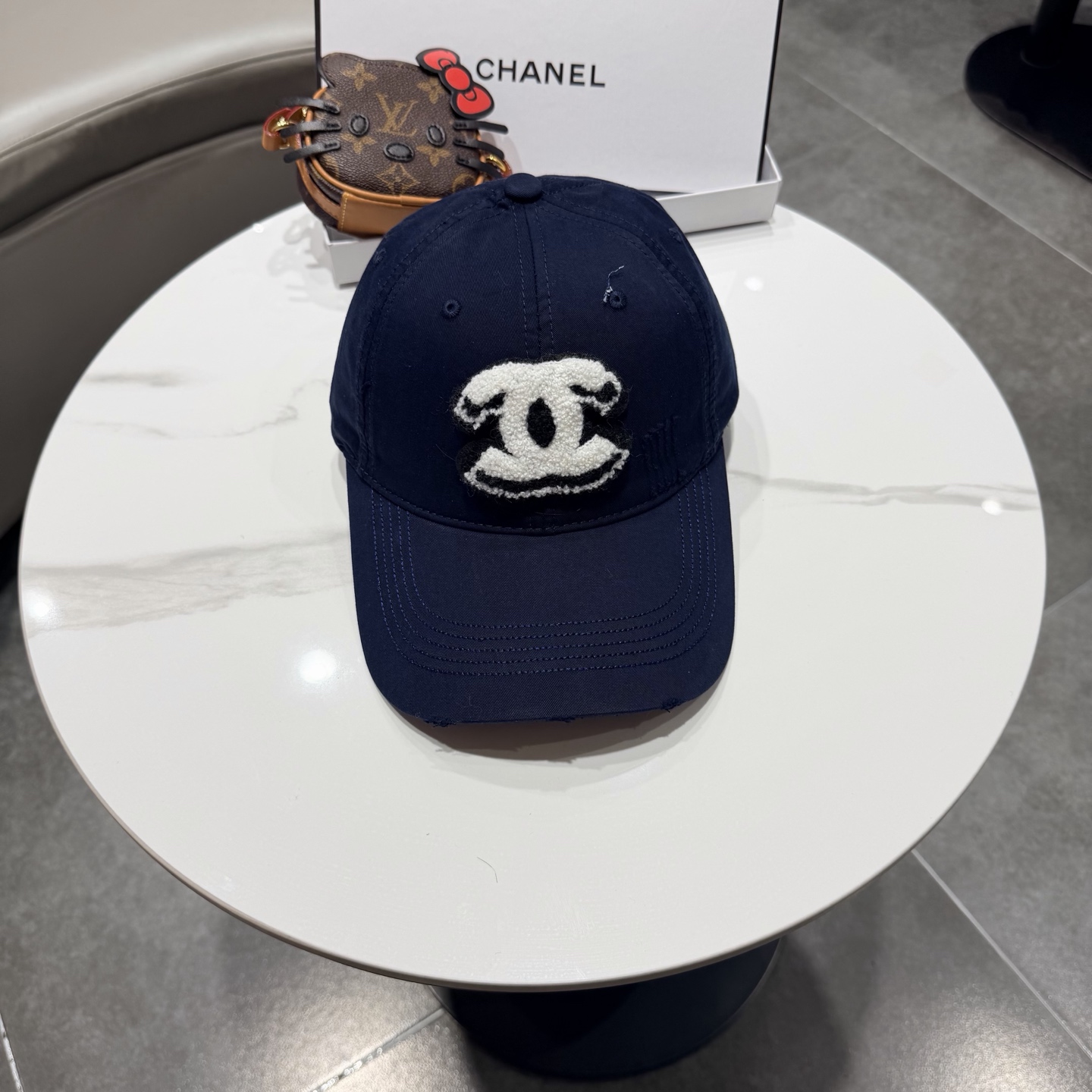 香奈儿2026新款经典休闲潮流款 上架简约棒球帽🧢日韩风格，随便搭配都超好看！出门旅游，绝对要入手的一款