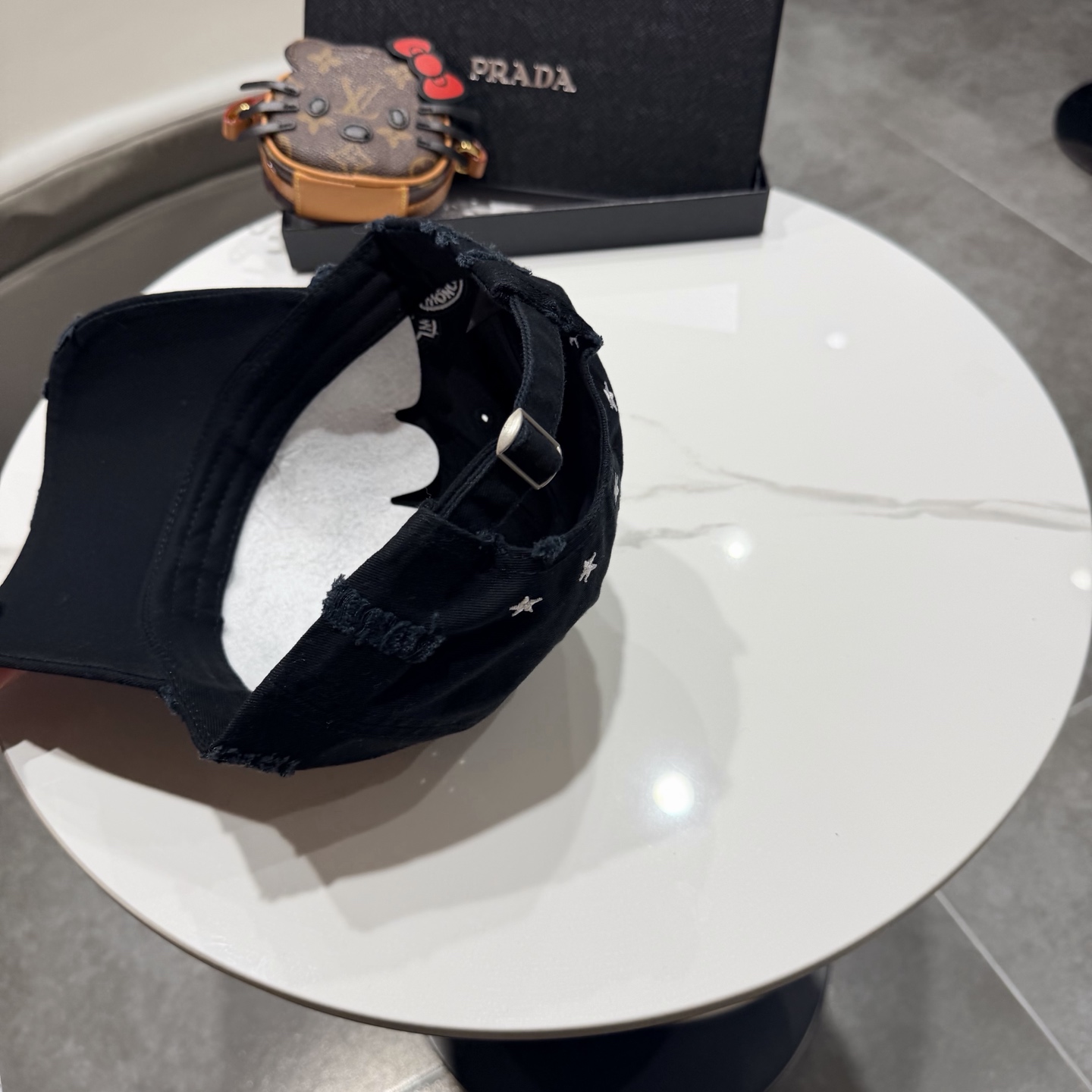 【普拉达】Prada 2026春夏新款大牌棒球帽，渔夫帽，显脸小 大牌款超好搭配，赶紧入手！