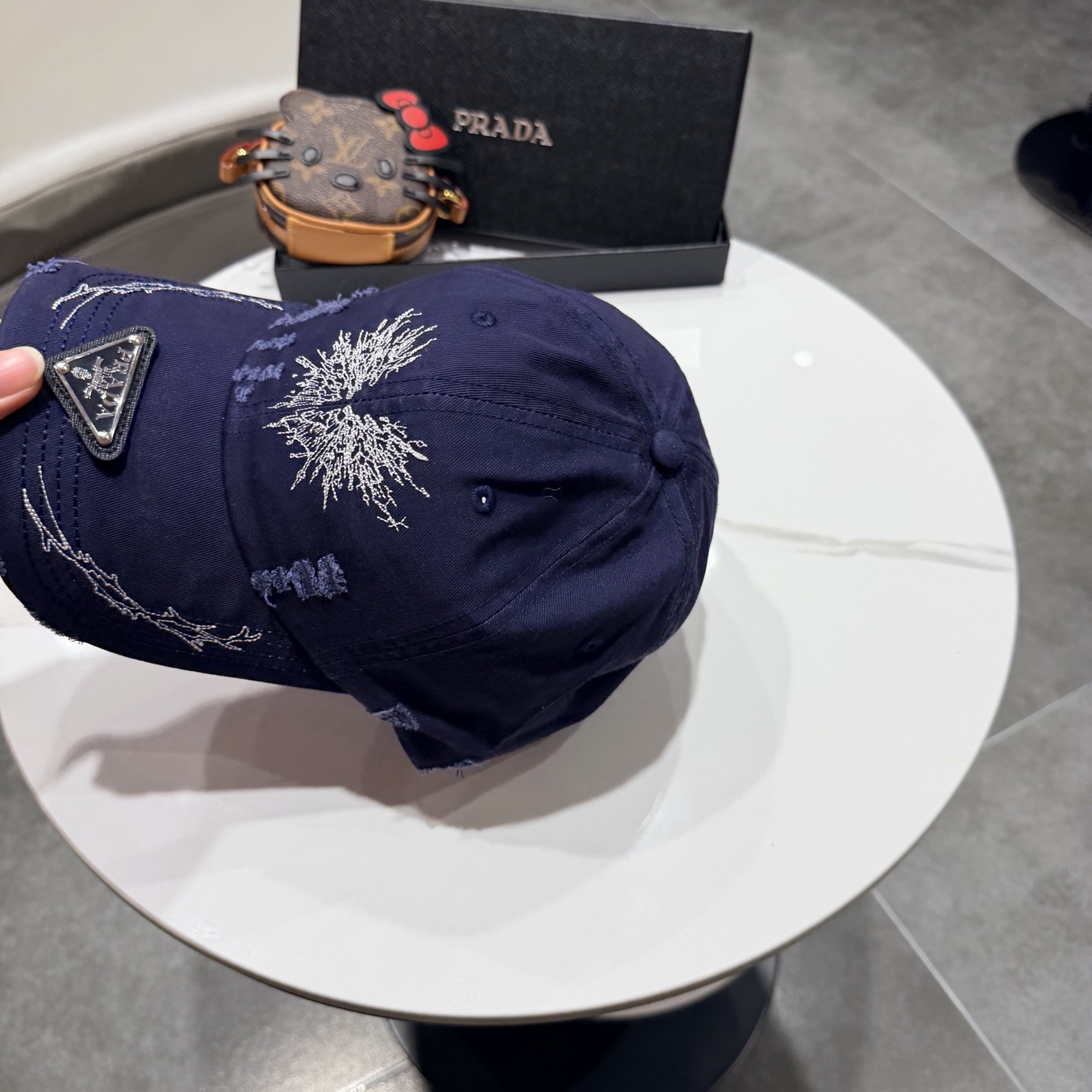 【普拉达】Prada 2026春夏新款大牌棒球帽，渔夫帽，显脸小 大牌款超好搭配，赶紧入手！