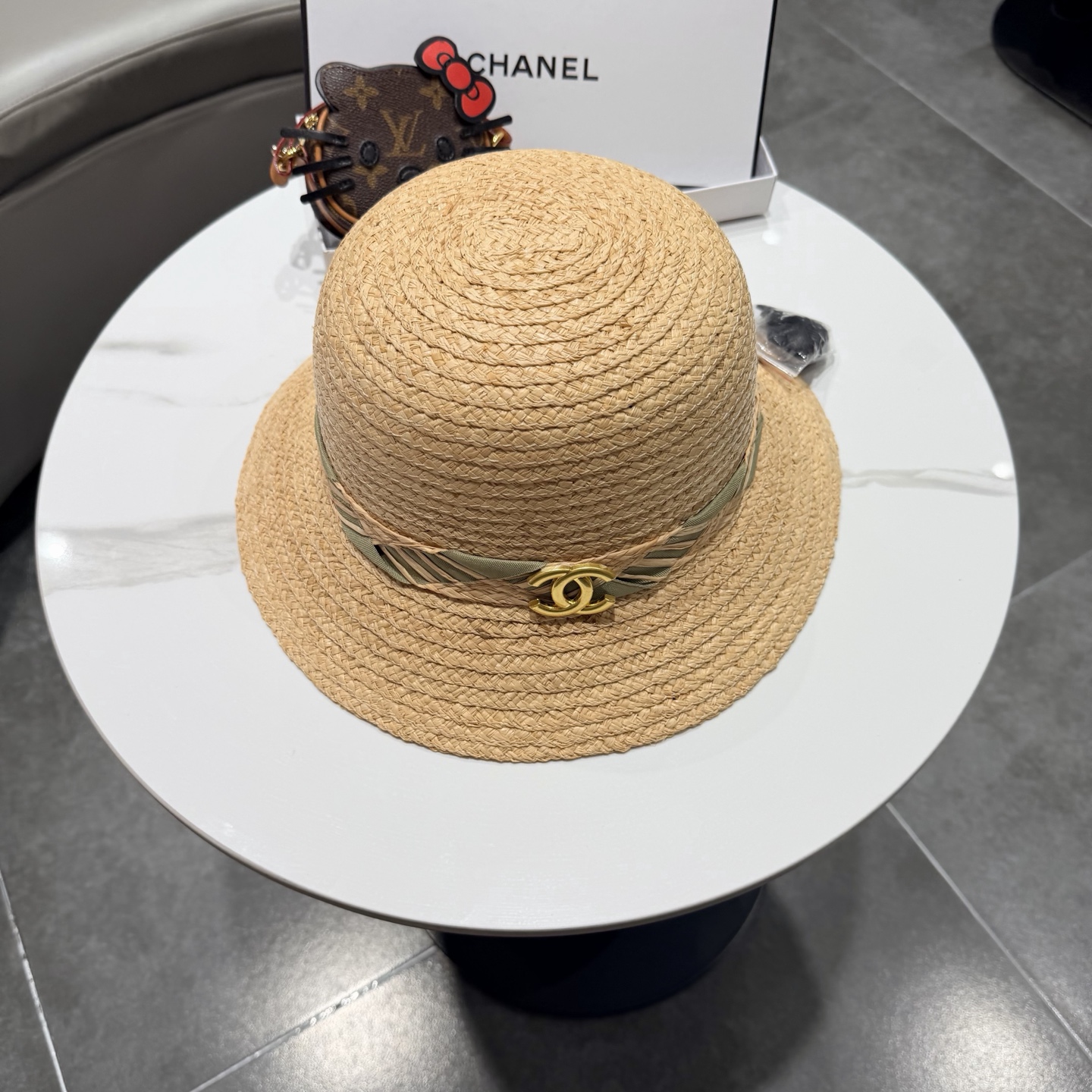 Chanel香奈儿拉菲草盆帽，高级定制，头围57cm