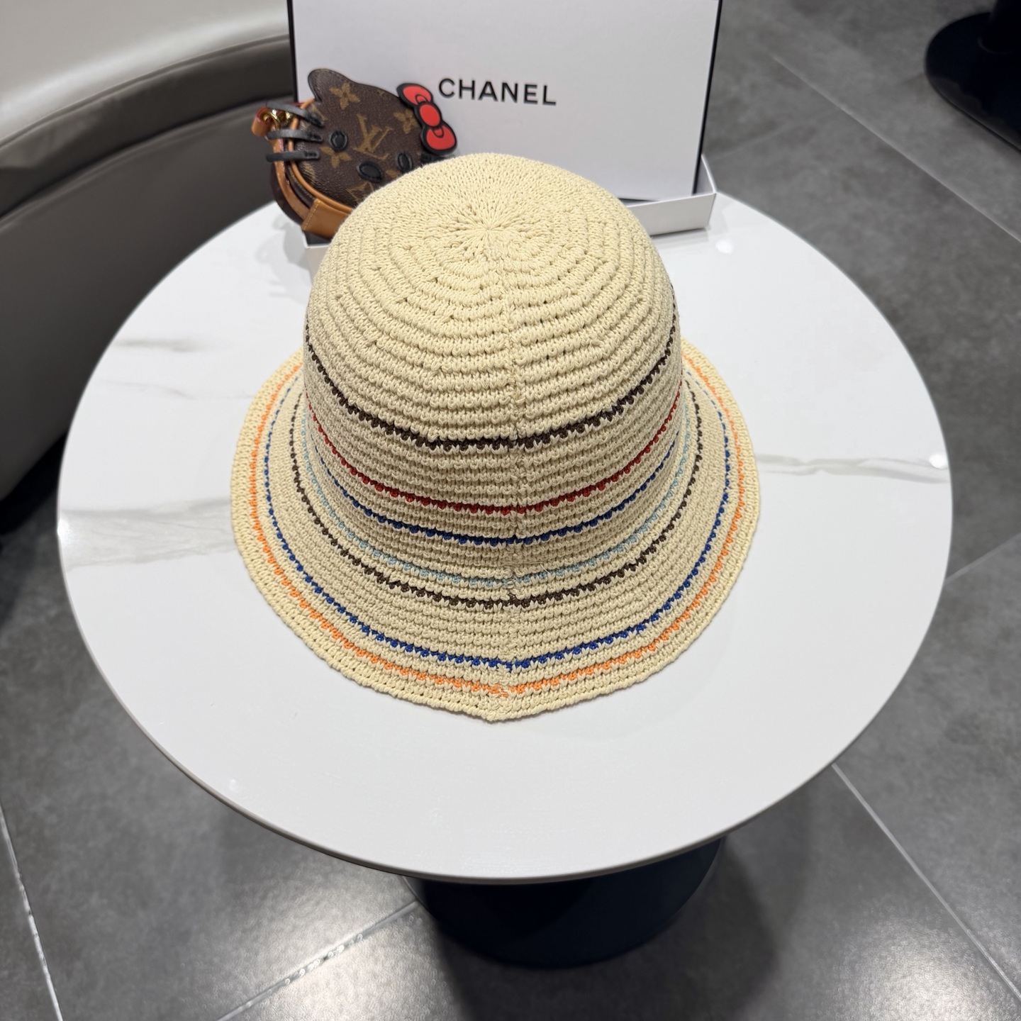 Chanel香奈儿针织渔夫帽镂空透气显脸小防晒水桶帽女款条纹海边沙滩遮阳太阳帽