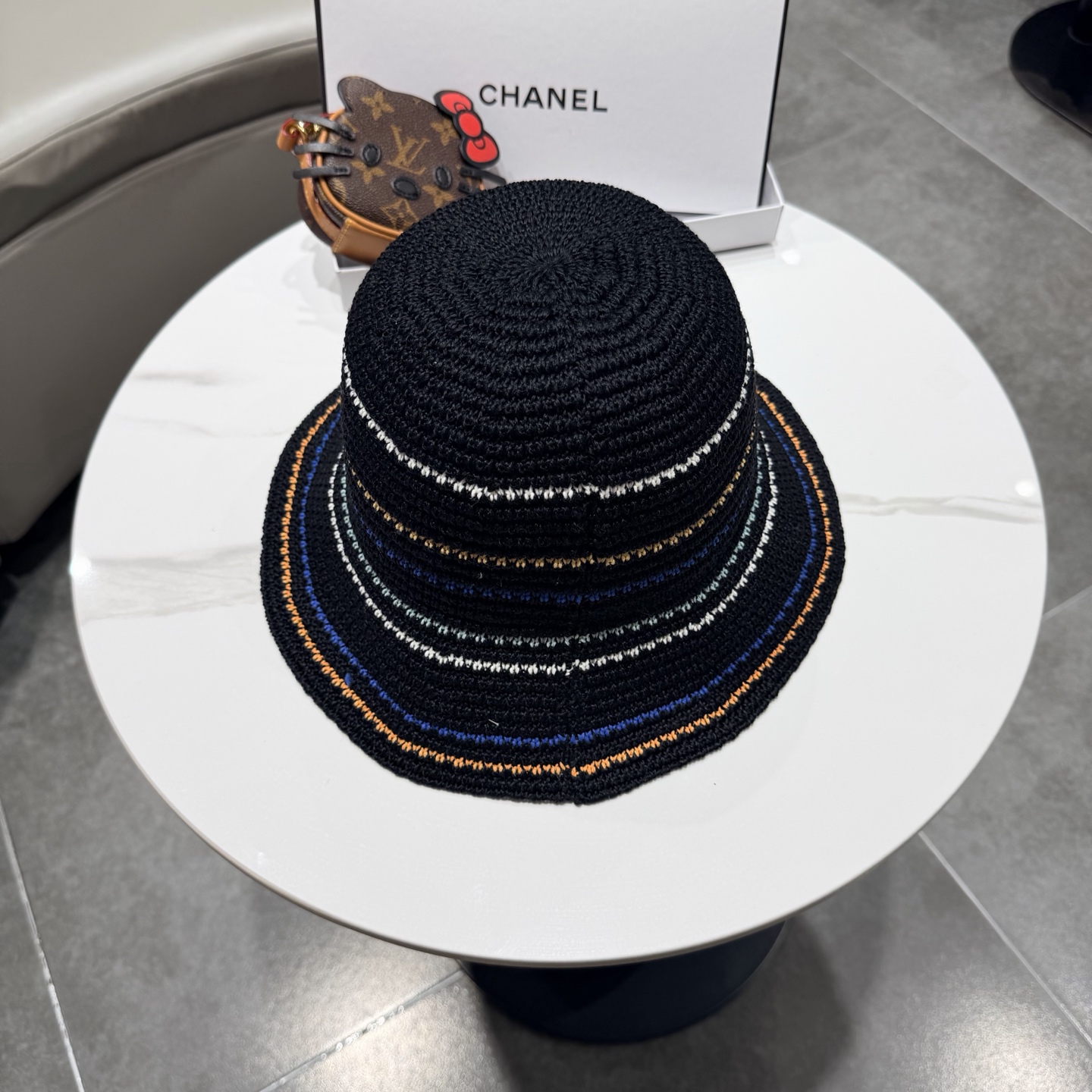 Chanel香奈儿针织渔夫帽镂空透气显脸小防晒水桶帽女款条纹海边沙滩遮阳太阳帽