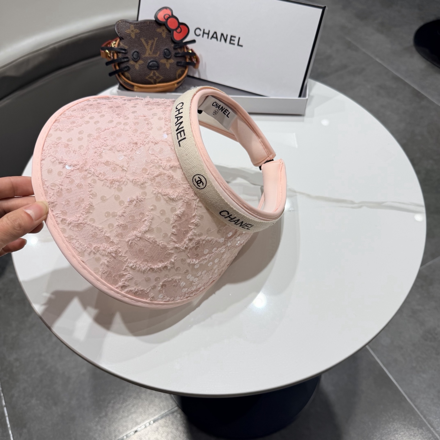 【CHANEL香奈儿】2026新款独家款小香亮片遮阳帽空顶帽，🔆遮阳百搭～休闲出街神器