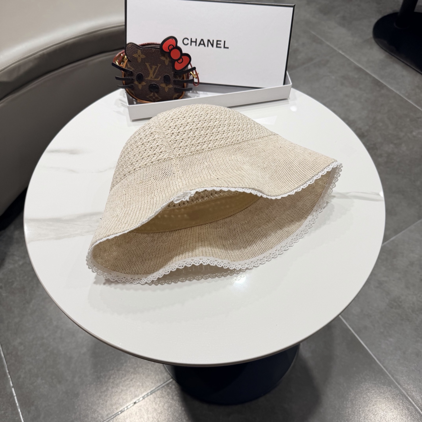 chanel香奈儿 清新甜美蕾丝边渔夫帽女26春夏新款透气遮阳帽百搭显脸小盆帽