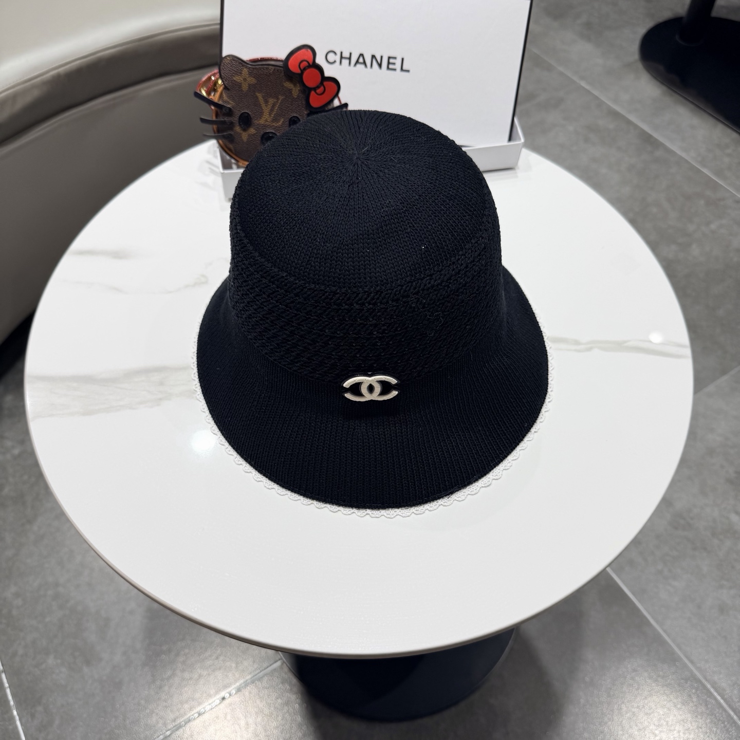 chanel香奈儿 清新甜美蕾丝边渔夫帽女26春夏新款透气遮阳帽百搭显脸小盆帽