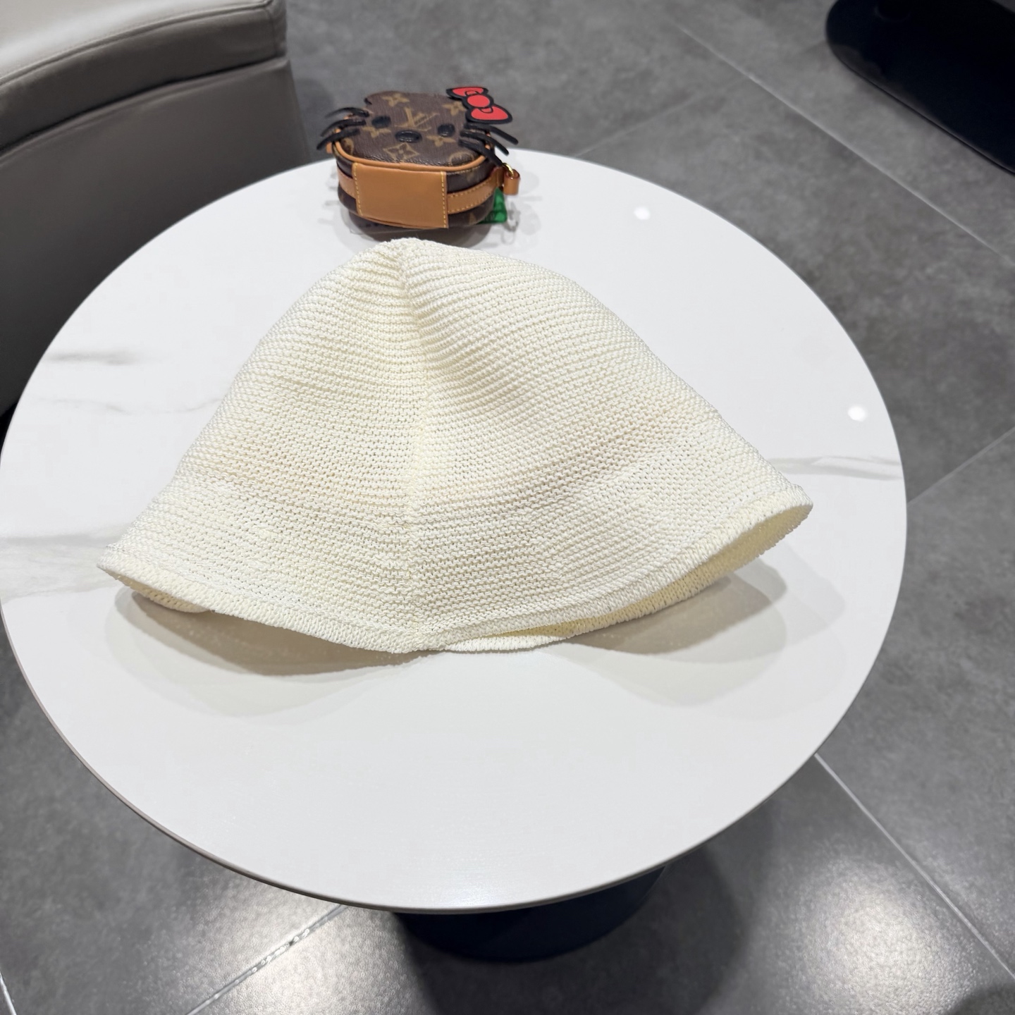 赛琳celine春夏季新款纯色甜美边渔夫帽女户外出游透气遮阳防晒帽子盆帽
