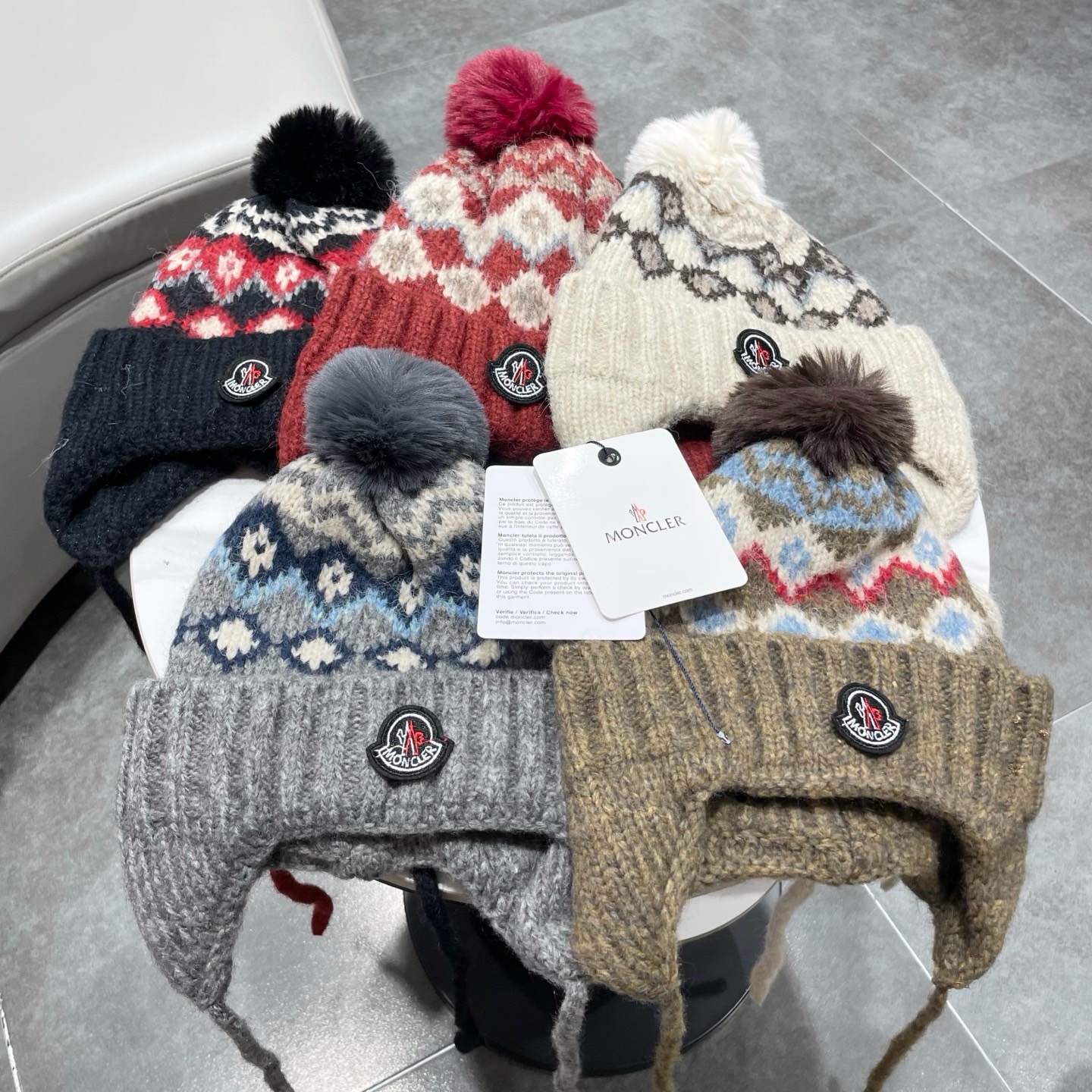 【MONCLER蒙口】秋冬新费尔岛复古毛线帽子女加厚保暖忽而雷锋帽秋冬针织帽 