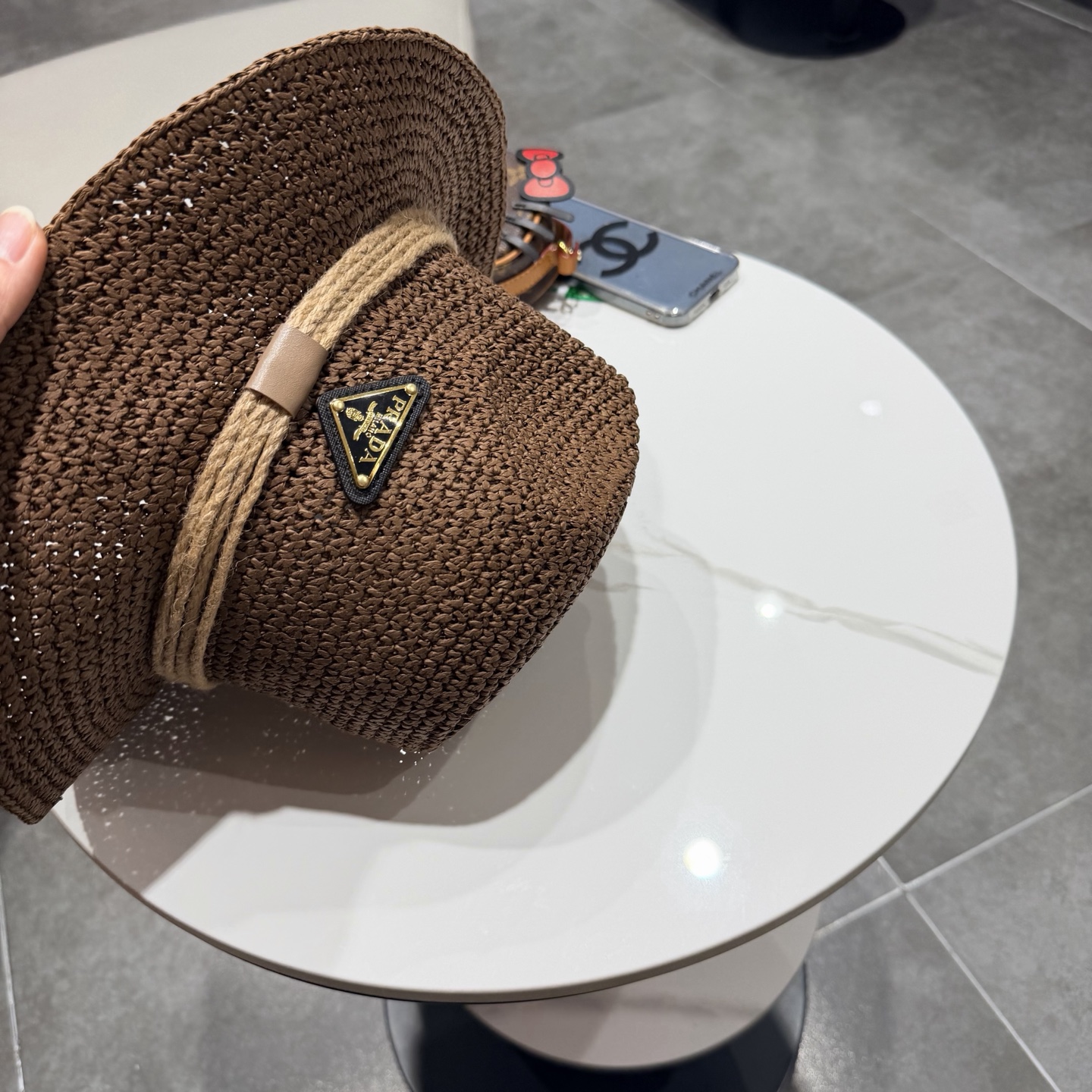 Prada普拉达2026 春夏新款法式平顶草大檐草帽遮阳防晒平檐礼帽