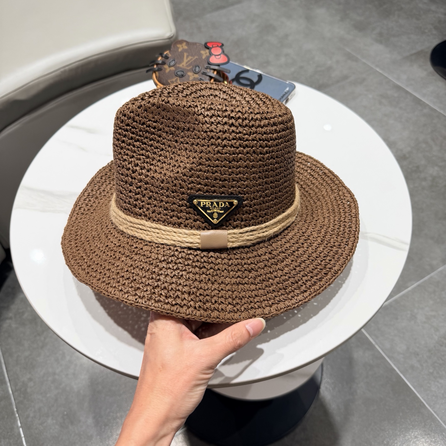 Prada普拉达2026 春夏新款法式平顶草大檐草帽遮阳防晒平檐礼帽