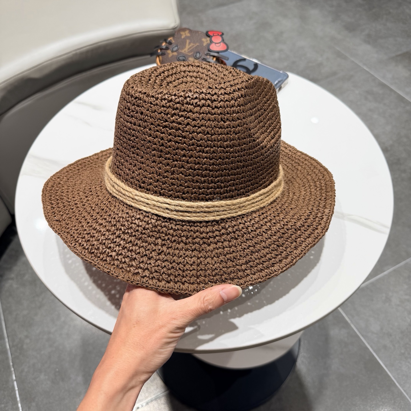 Prada普拉达2026 春夏新款法式平顶草大檐草帽遮阳防晒平檐礼帽