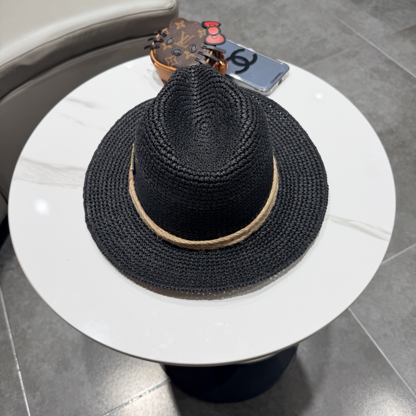 Prada普拉达2026 春夏新款法式平顶草大檐草帽遮阳防晒平檐礼帽