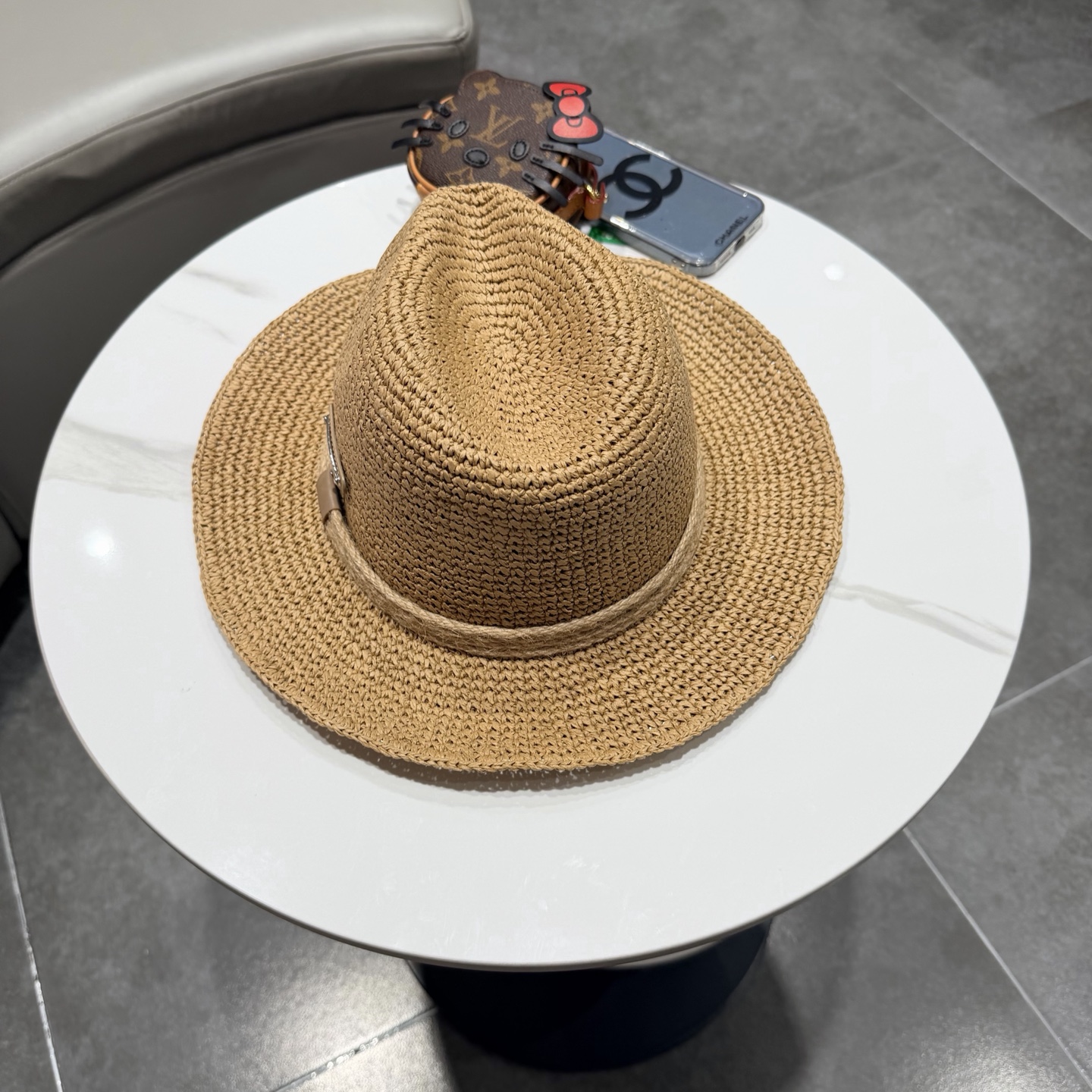 Prada普拉达2026 春夏新款法式平顶草大檐草帽遮阳防晒平檐礼帽