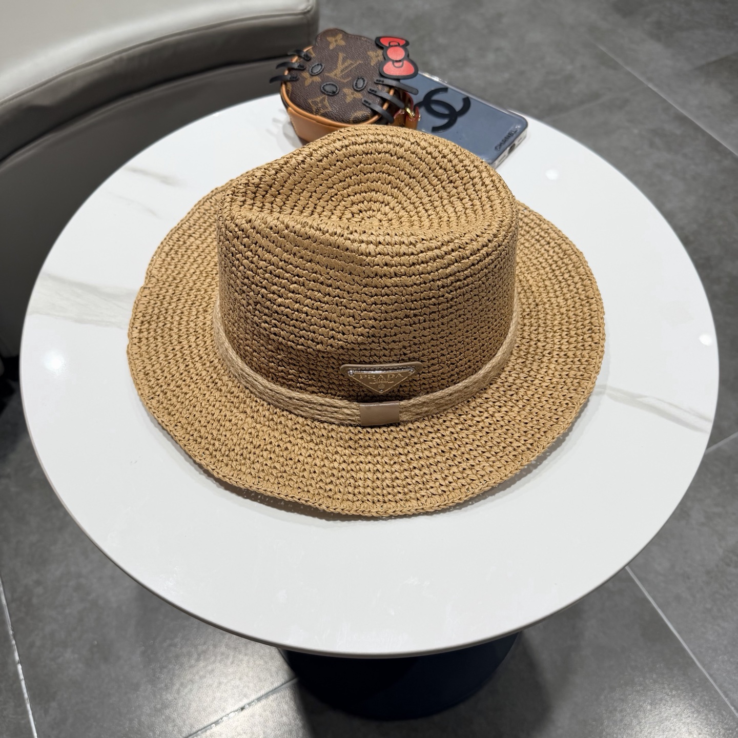Prada普拉达2026 春夏新款法式平顶草大檐草帽遮阳防晒平檐礼帽