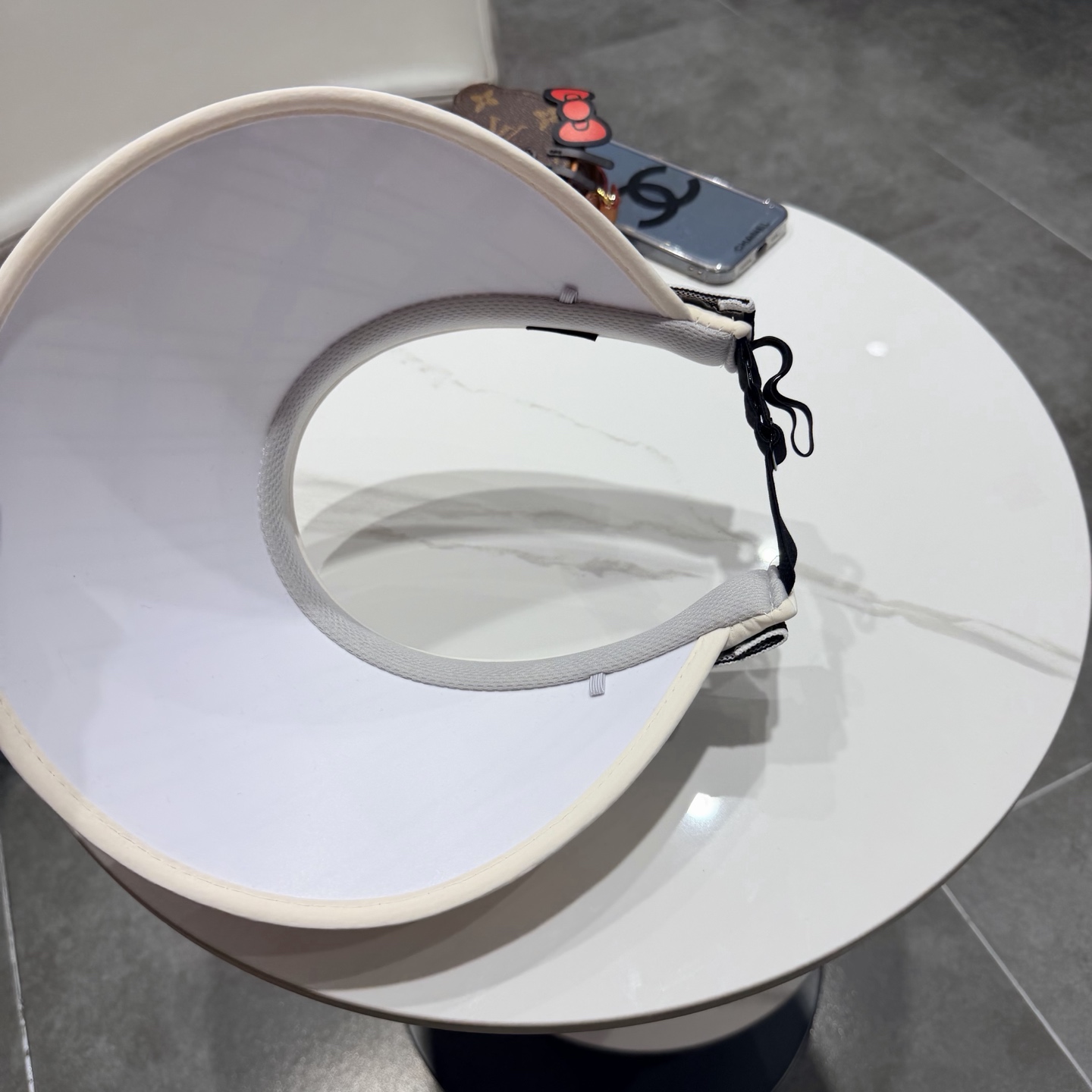 【CHA NEL香奈儿】2026新款独家款小香遮阳帽空顶帽，🔆遮阳百搭～休闲出街神器 巨防嗮！太爱了💕