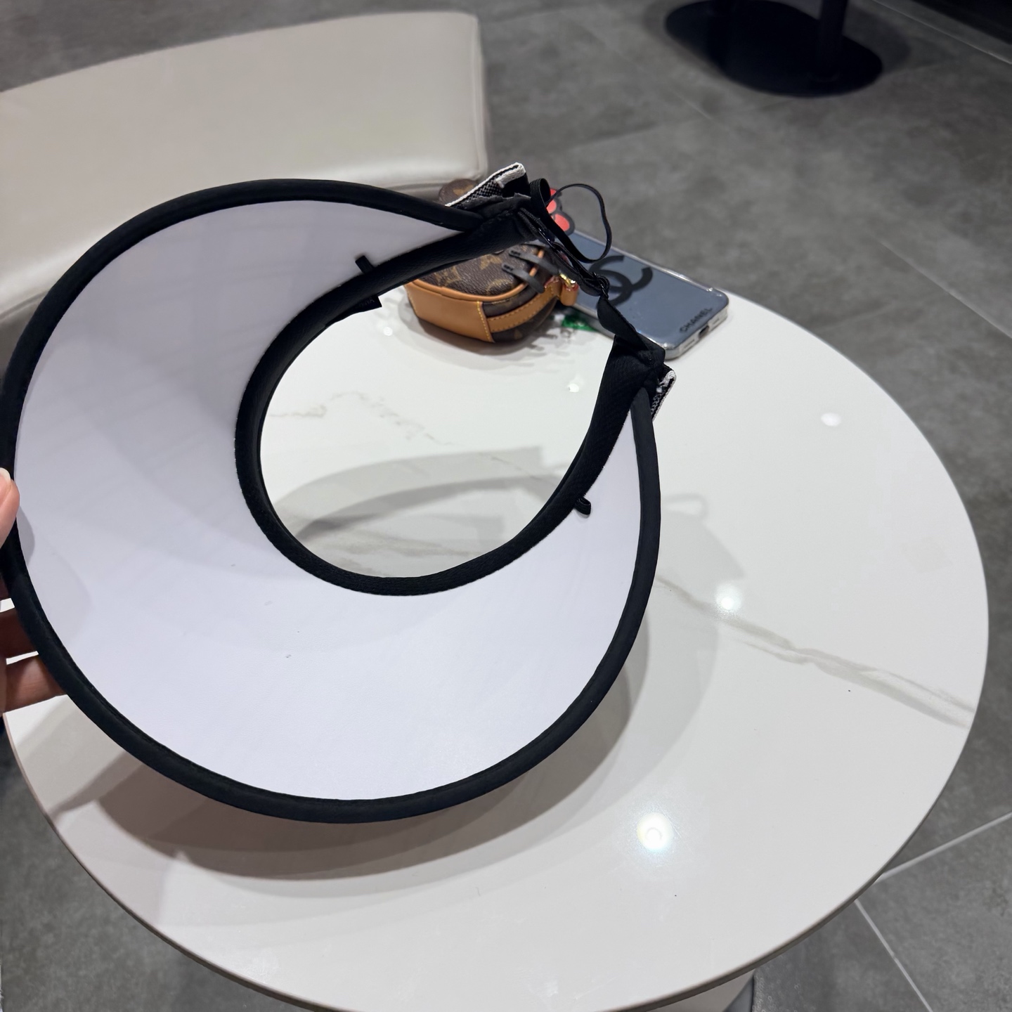 【CHA NEL香奈儿】2026新款独家款小香遮阳帽空顶帽，🔆遮阳百搭～休闲出街神器 巨防嗮！太爱了💕