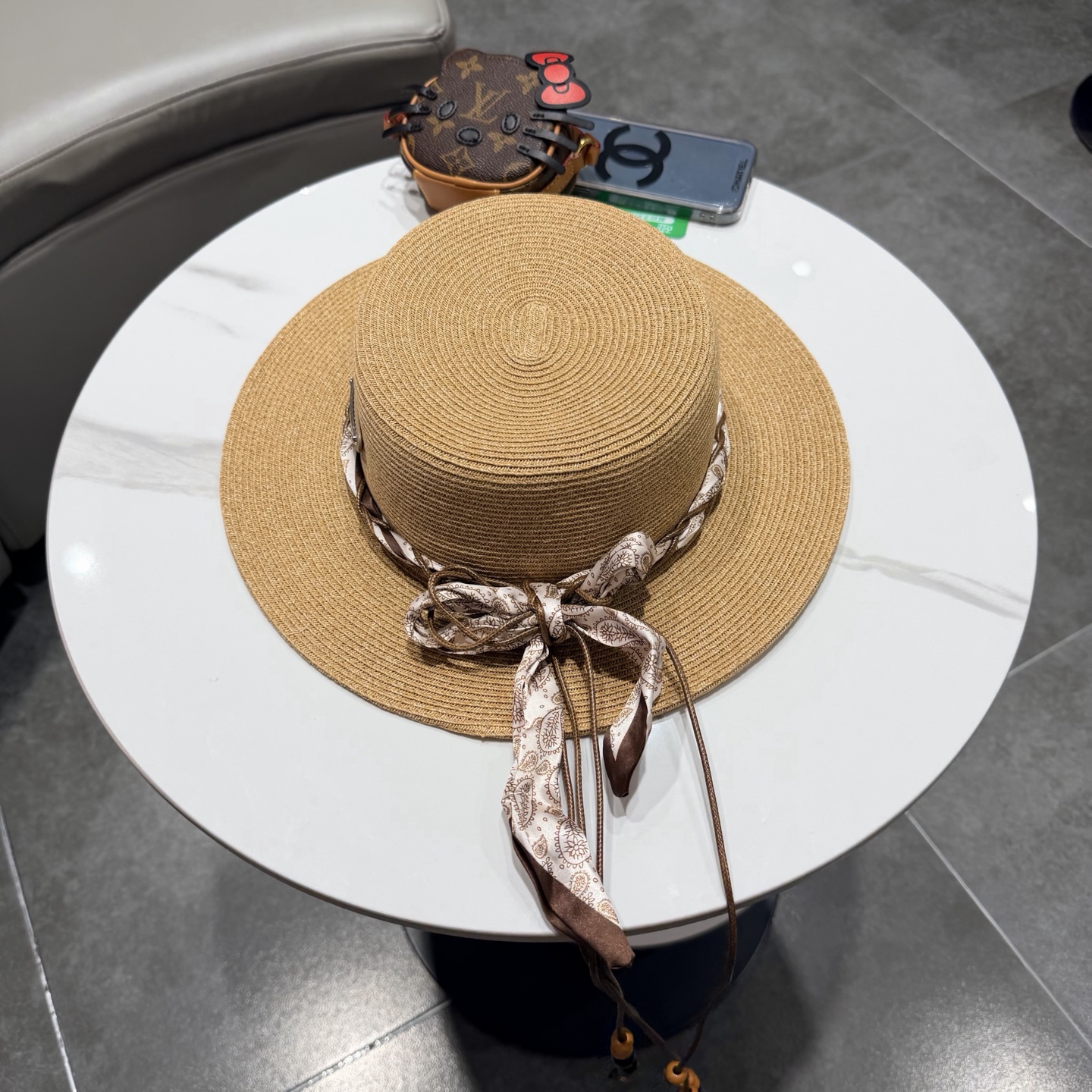 普拉达新款平顶礼帽，草帽，头围57cm