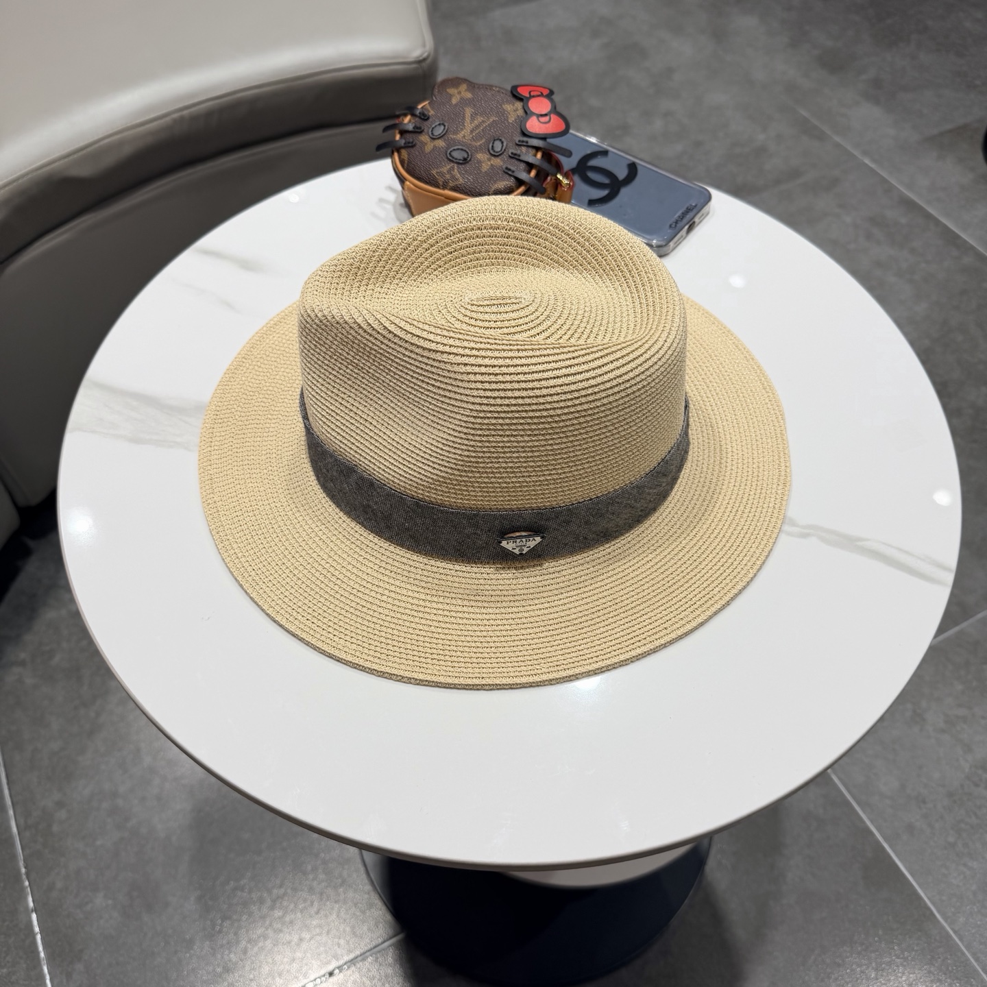 普拉达新款小礼帽，男女同款草帽，头围57cm
