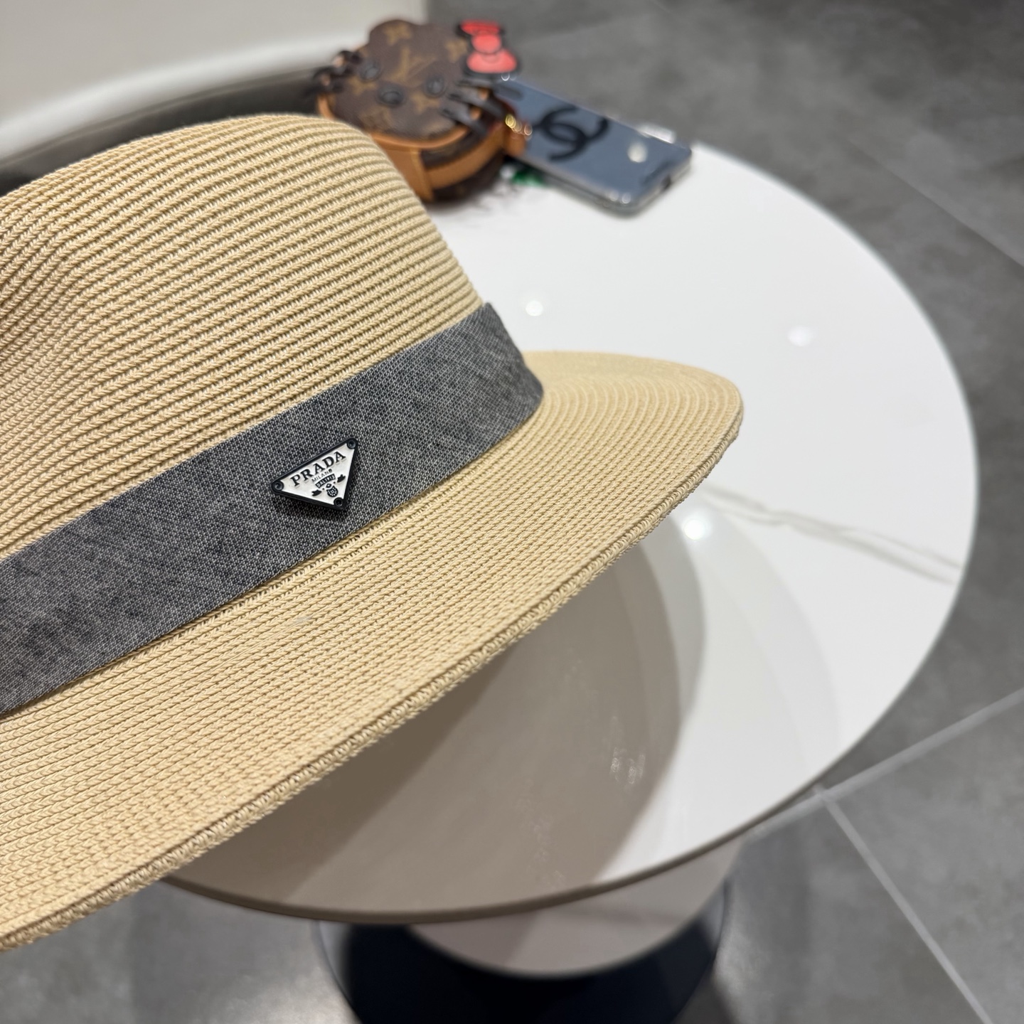 普拉达新款小礼帽，男女同款草帽，头围57cm