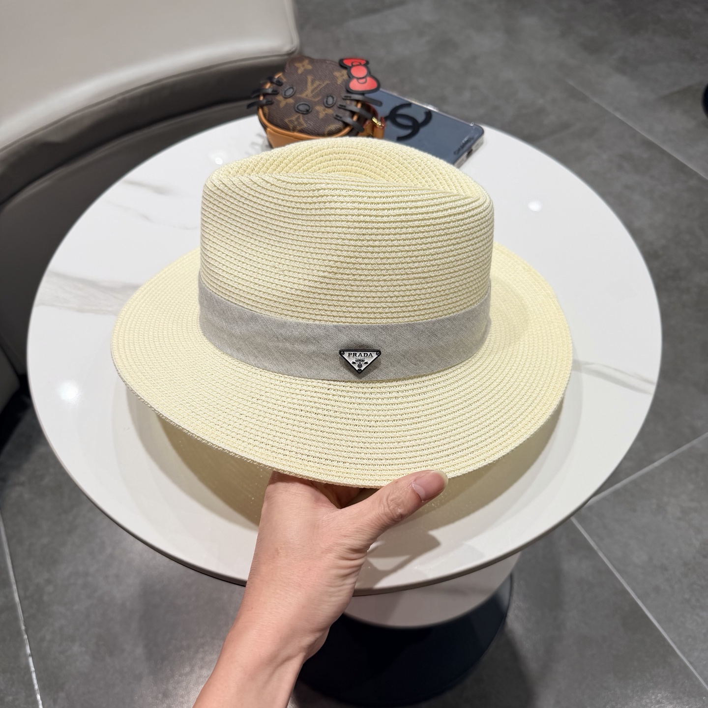 普拉达新款小礼帽，男女同款草帽，头围57cm