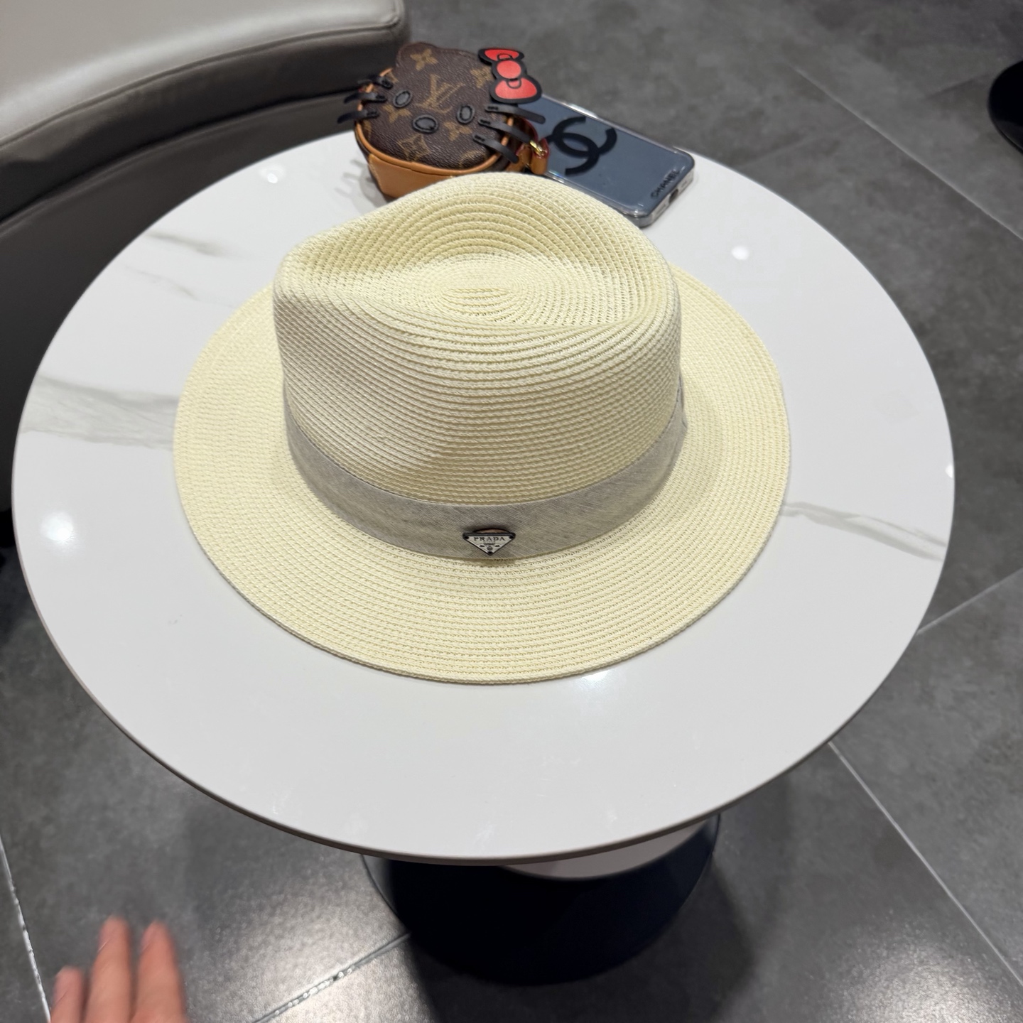 普拉达新款小礼帽，男女同款草帽，头围57cm