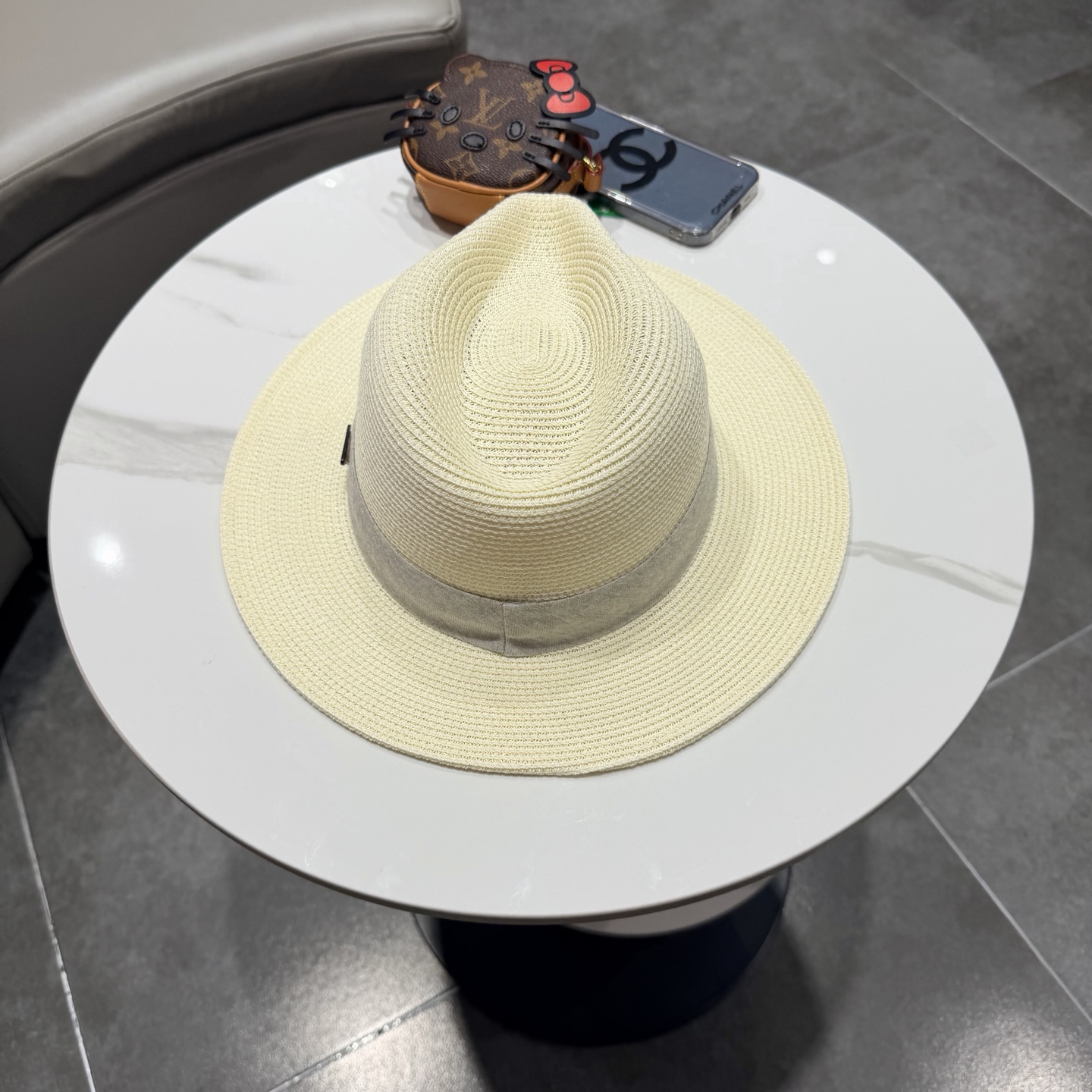 普拉达新款小礼帽，男女同款草帽，头围57cm