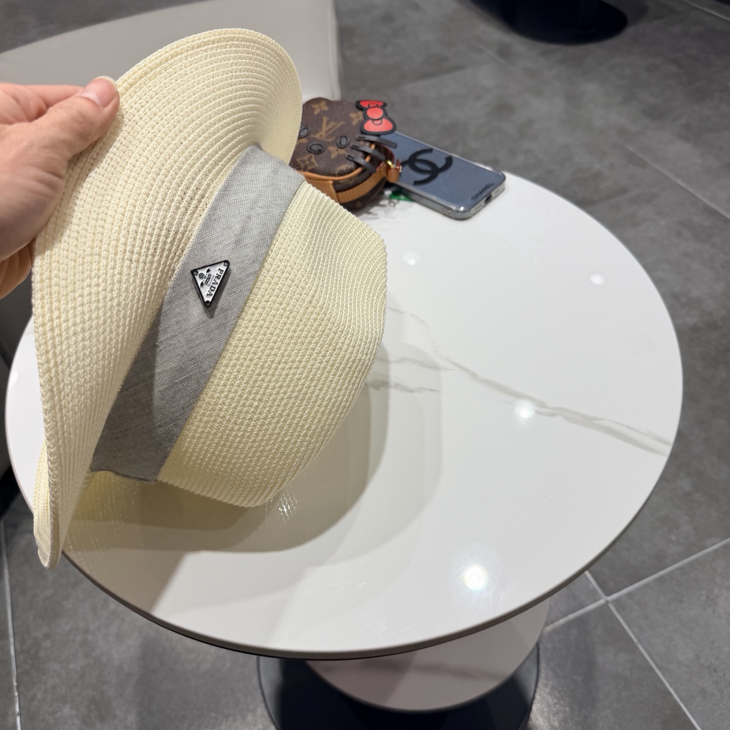 普拉达新款小礼帽，男女同款草帽，头围57cm