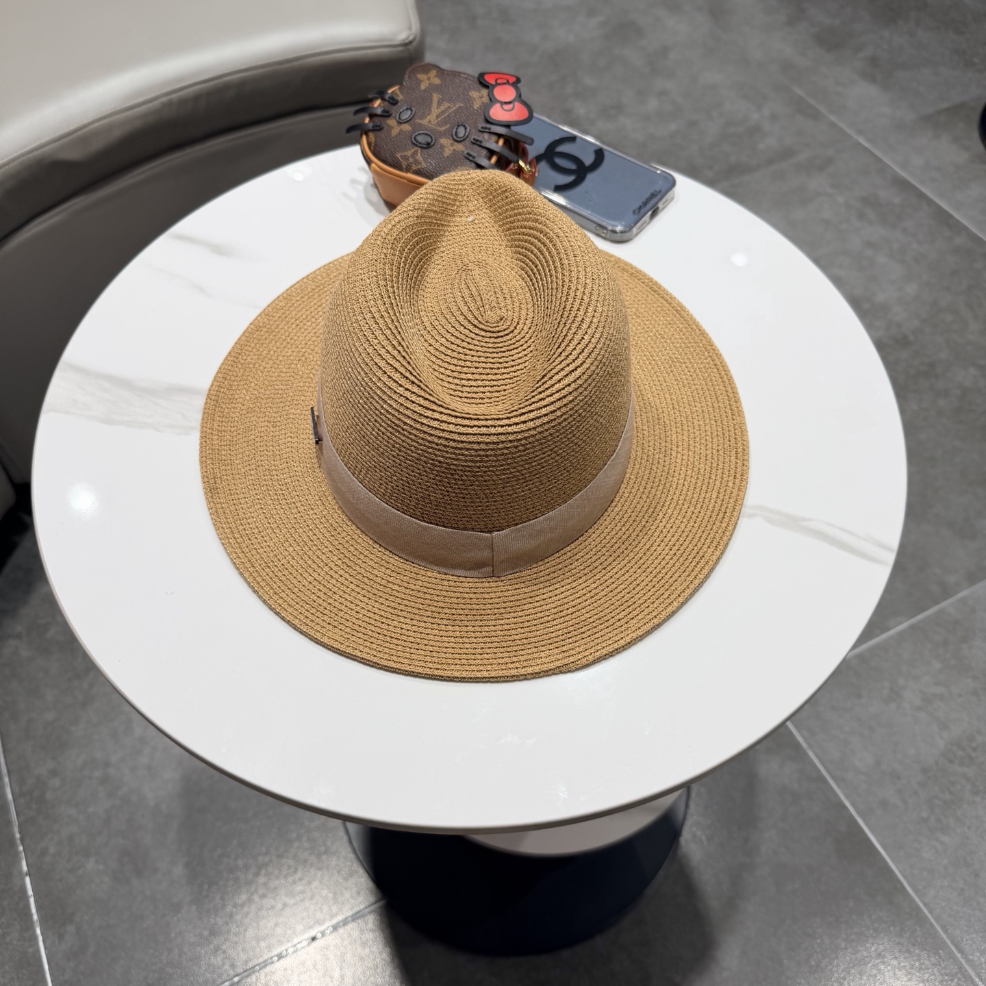 普拉达新款小礼帽，男女同款草帽，头围57cm