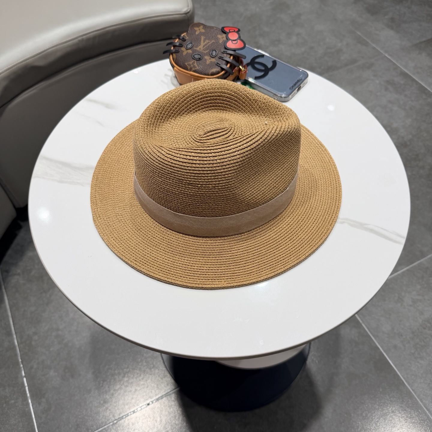 普拉达新款小礼帽，男女同款草帽，头围57cm