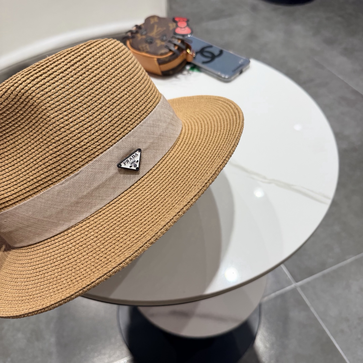 普拉达新款小礼帽，男女同款草帽，头围57cm