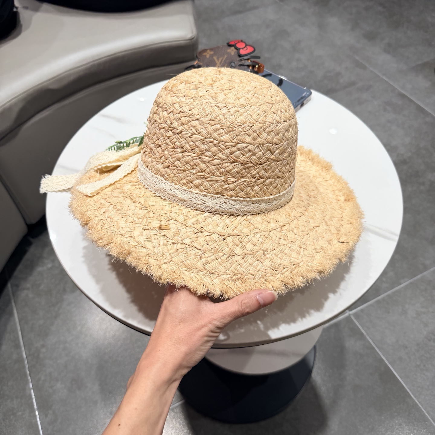 Chanel香奈儿拉菲草手工花朵草帽女夏季出游度假大帽檐遮阳防晒帽海边太阳帽子