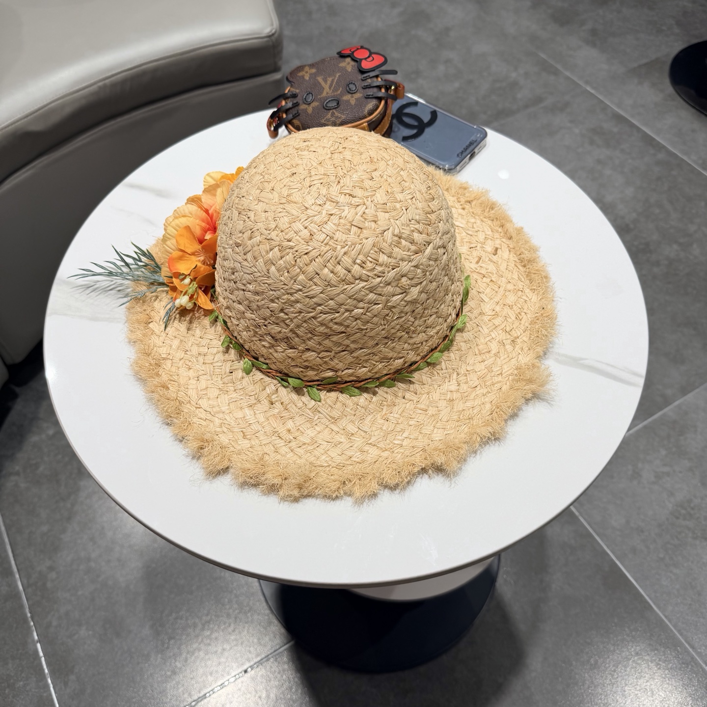 Chanel香奈儿拉菲草手工花朵草帽女夏季出游度假大帽檐遮阳防晒帽海边太阳帽子