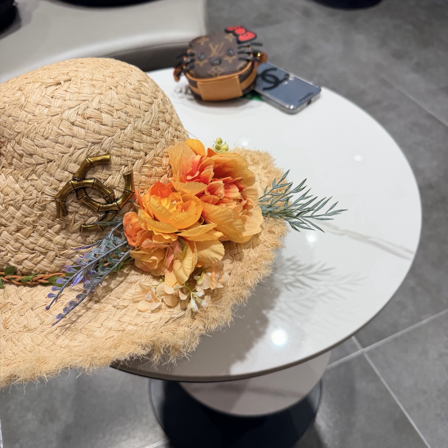 Chanel香奈儿拉菲草手工花朵草帽女夏季出游度假大帽檐遮阳防晒帽海边太阳帽子