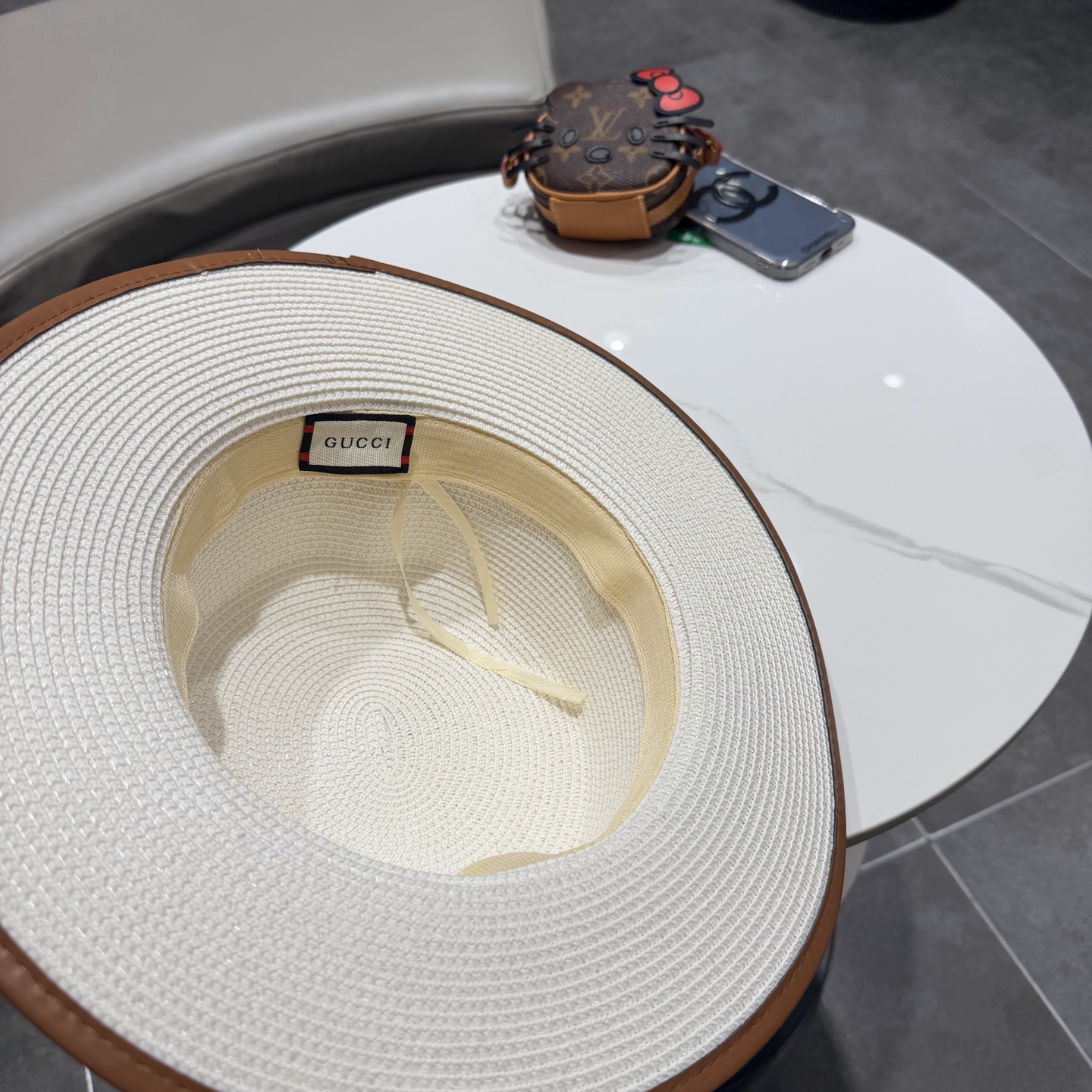 Gucci古奇新款平顶草帽，帽型超赞
