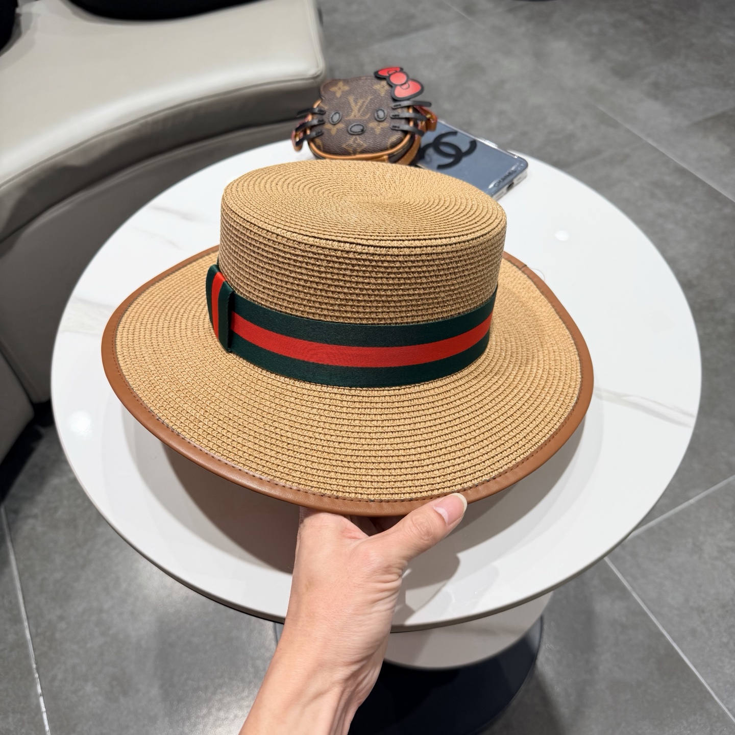Gucci古奇新款平顶草帽，帽型超赞