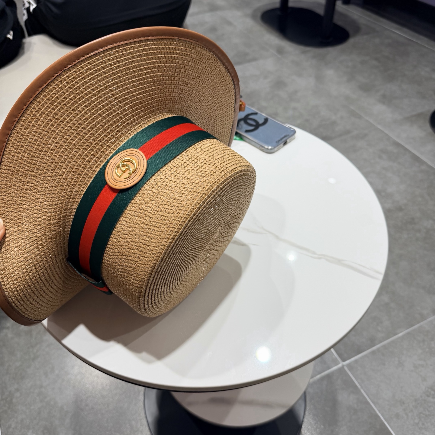 Gucci古奇新款平顶草帽，帽型超赞