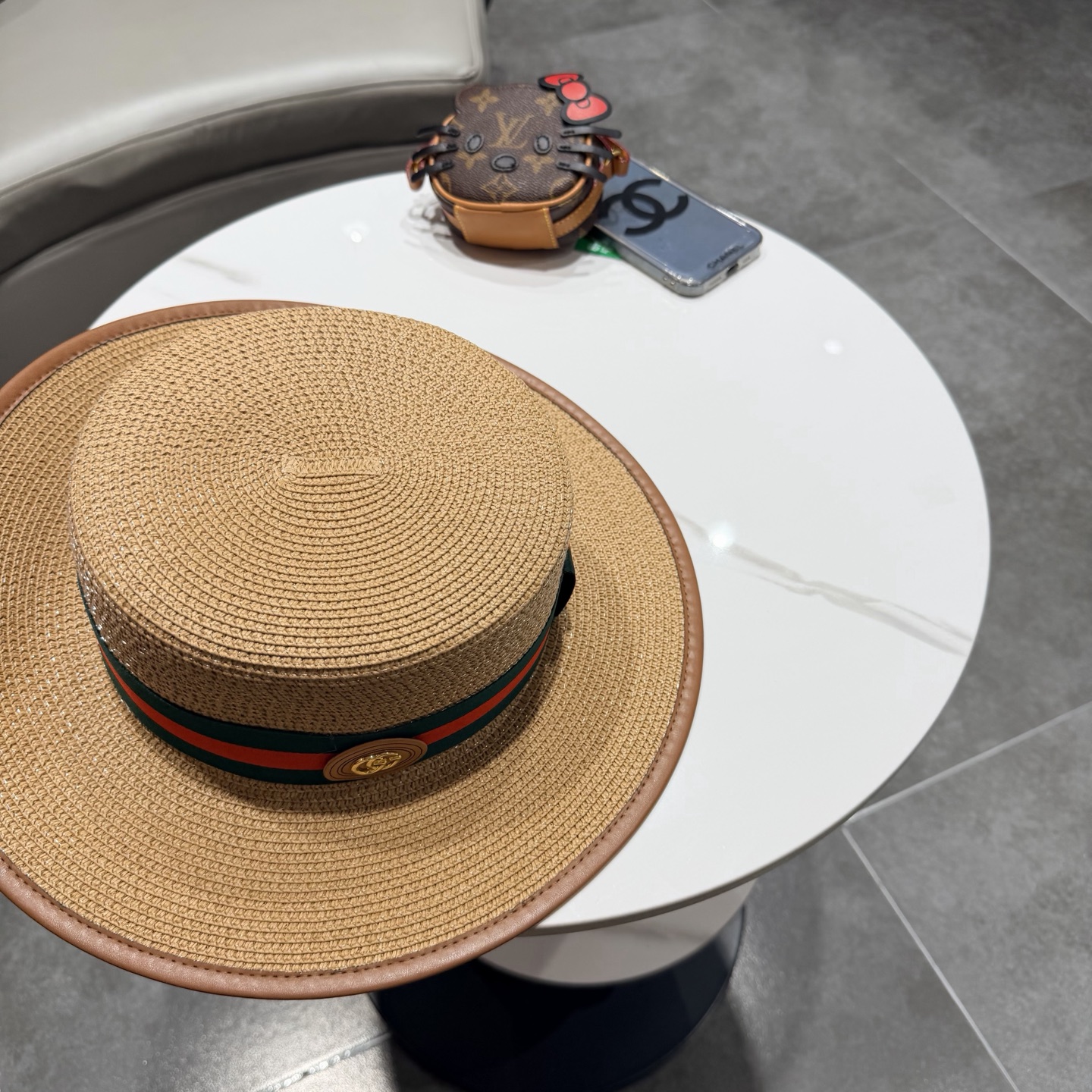 Gucci古奇新款平顶草帽，帽型超赞