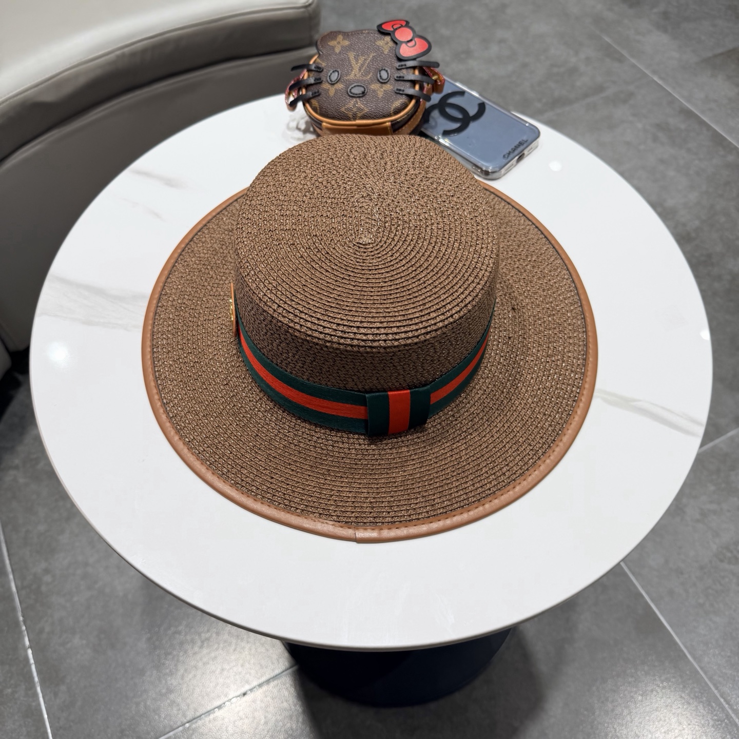 Gucci古奇新款平顶草帽，帽型超赞