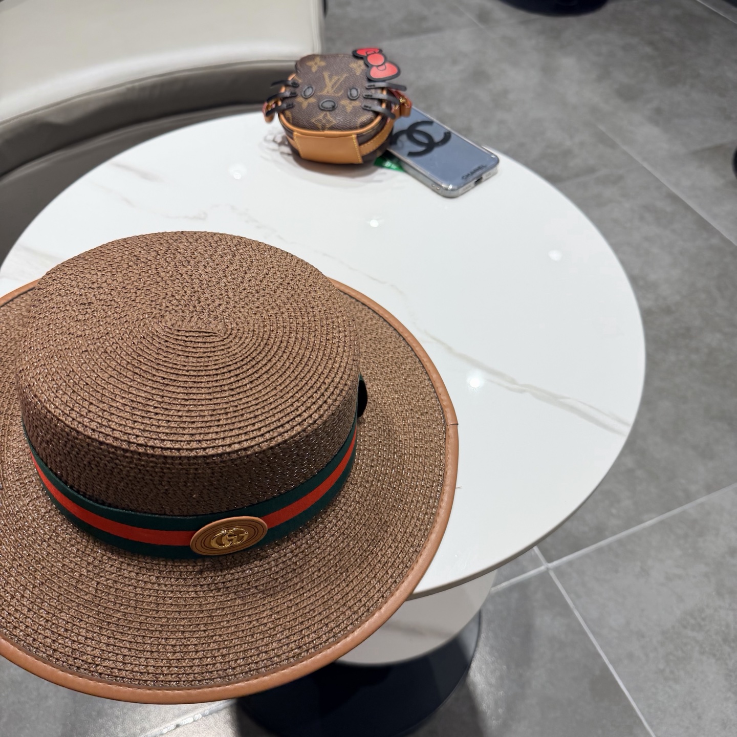 Gucci古奇新款平顶草帽，帽型超赞