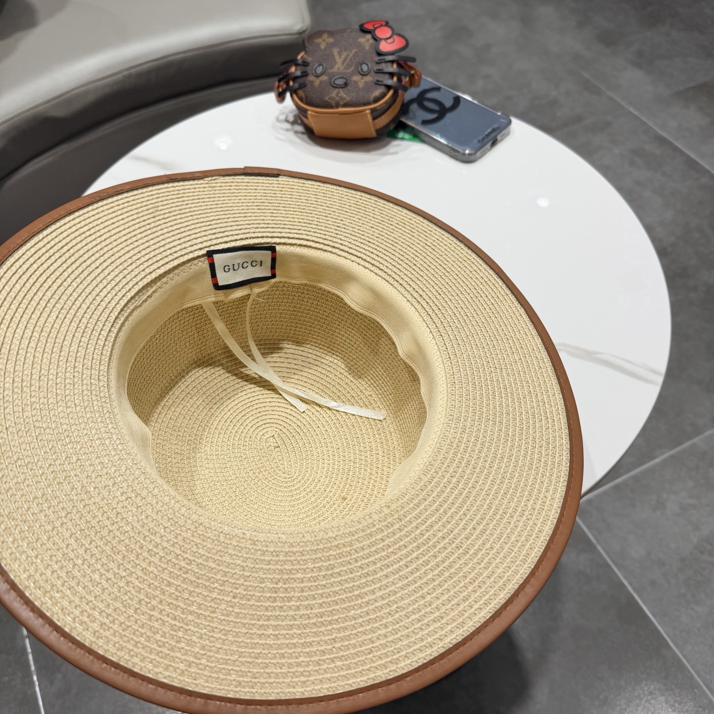 Gucci古奇新款平顶草帽，帽型超赞