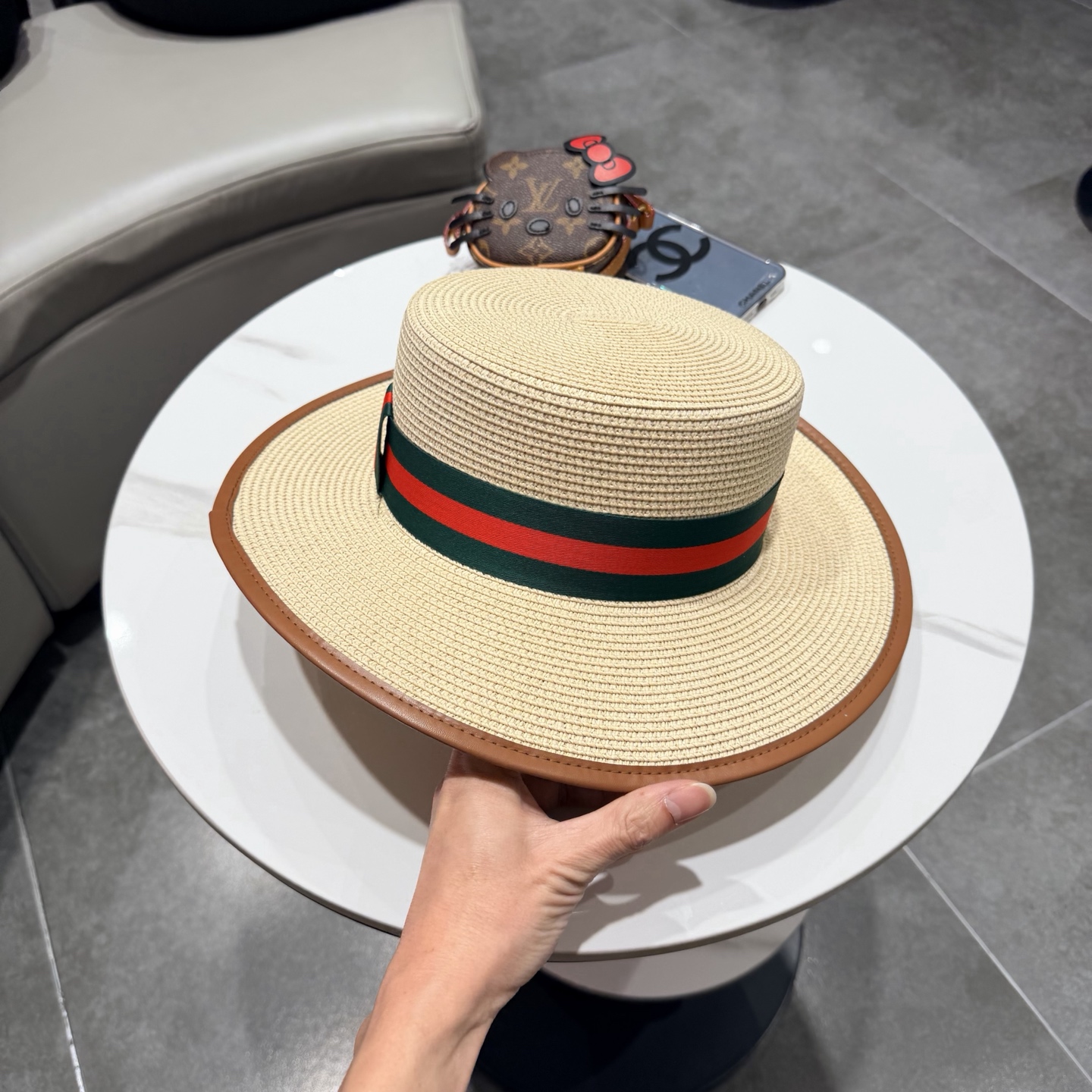 Gucci古奇新款平顶草帽，帽型超赞