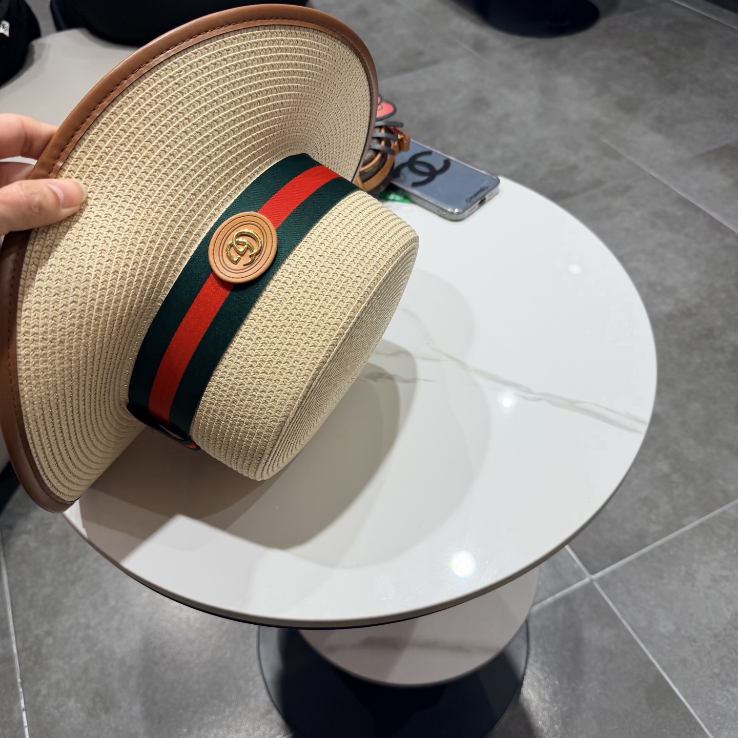 Gucci古奇新款平顶草帽，帽型超赞