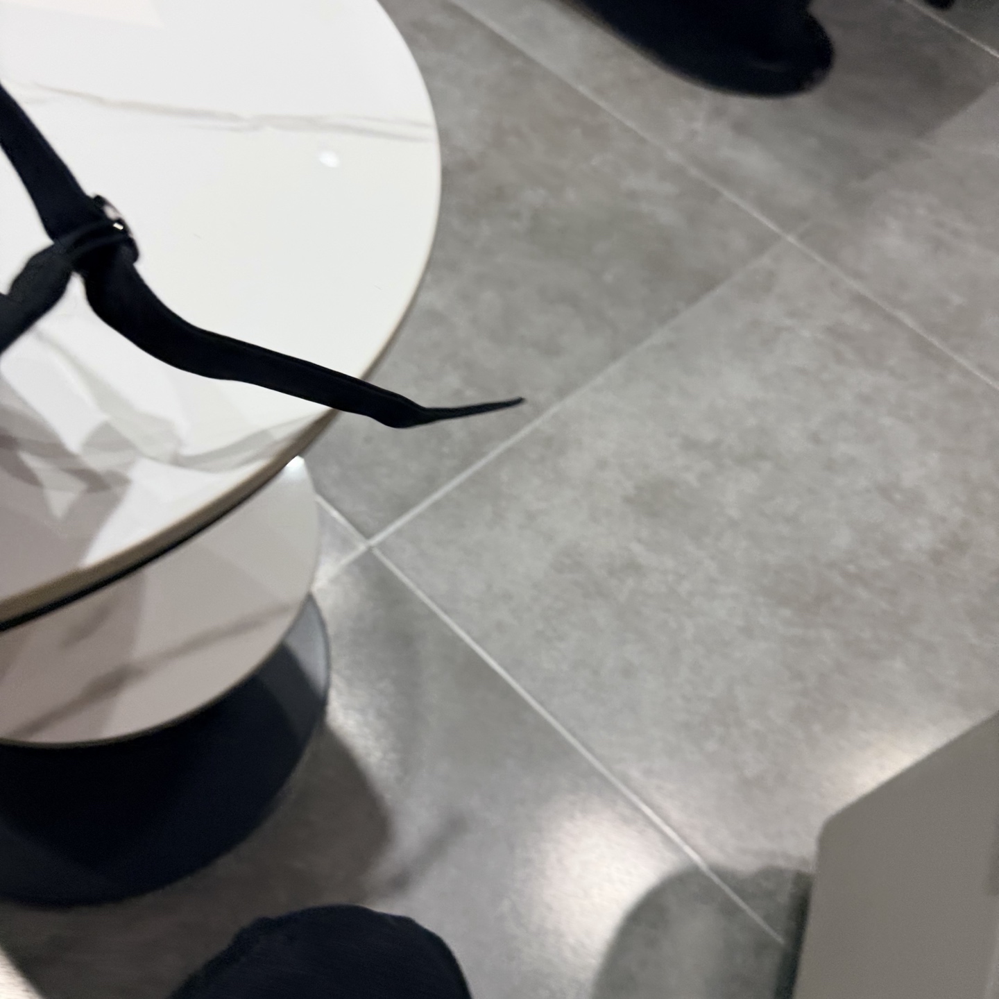 。lv路易威登新款简约五金logo棒球帽，新款出货，大牌款超好搭配，赶紧入手！3色