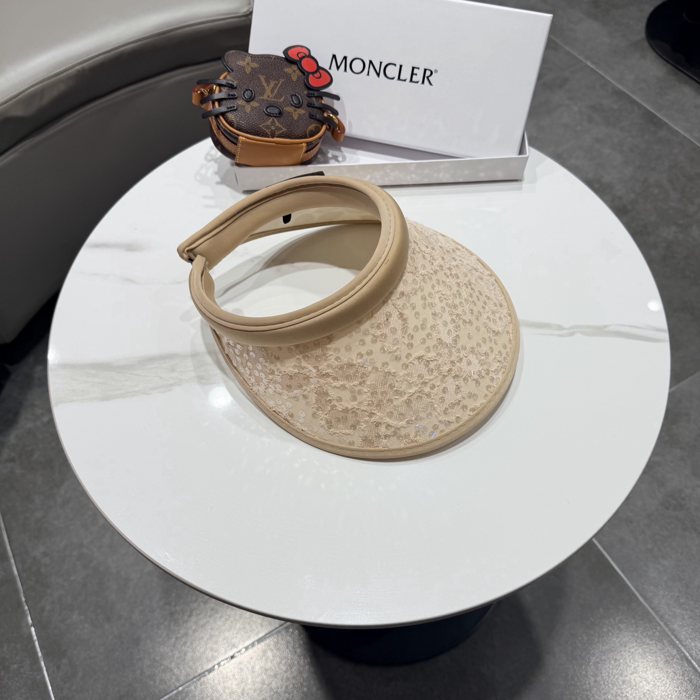 【MONCLER蒙口】空顶草帽女夏季防紫外线遮阳帽出游太阳帽百搭草编防晒帽子