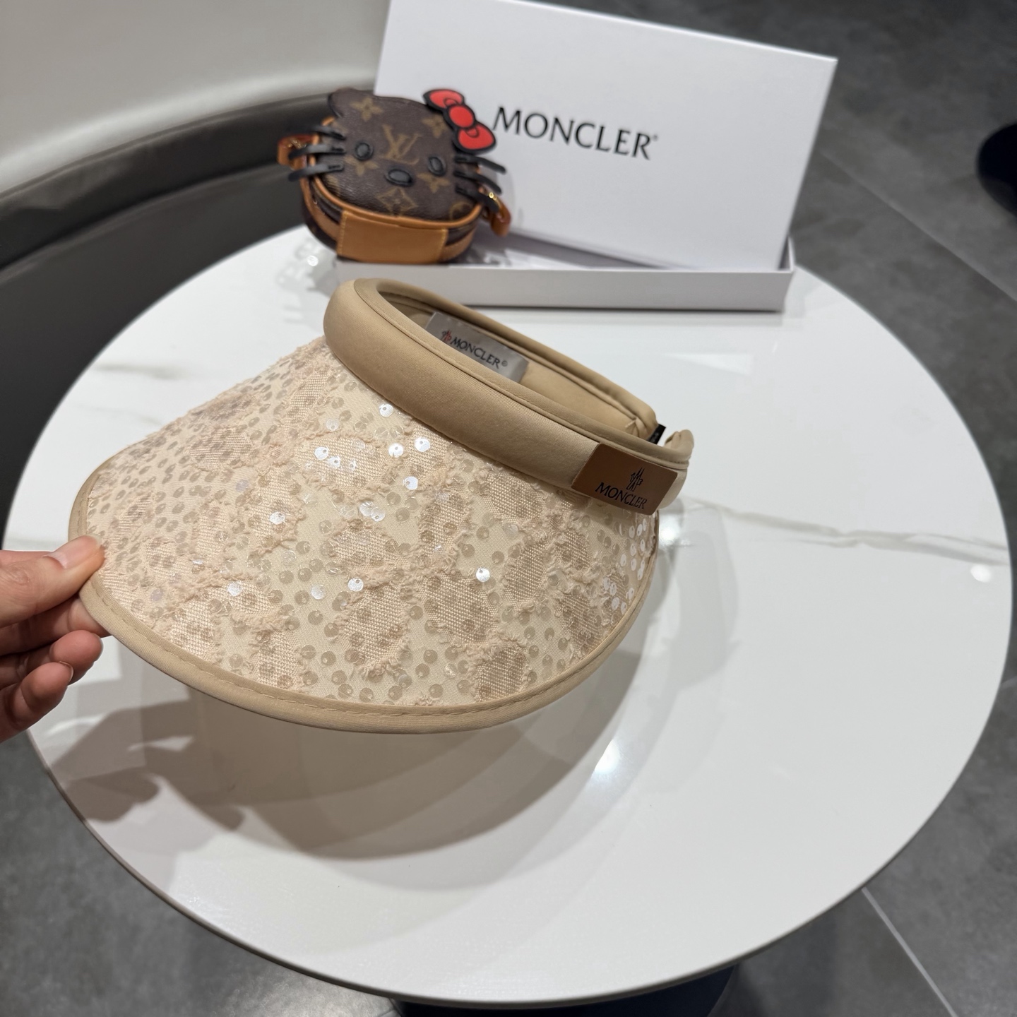【MONCLER蒙口】空顶草帽女夏季防紫外线遮阳帽出游太阳帽百搭草编防晒帽子