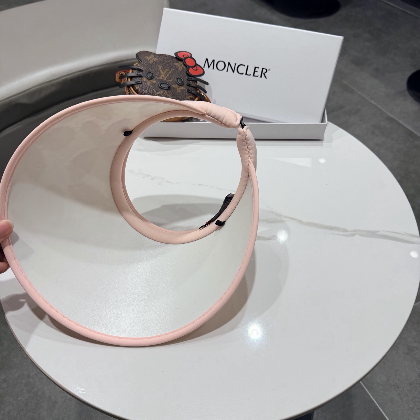 【MONCLER蒙口】空顶草帽女夏季防紫外线遮阳帽出游太阳帽百搭草编防晒帽子