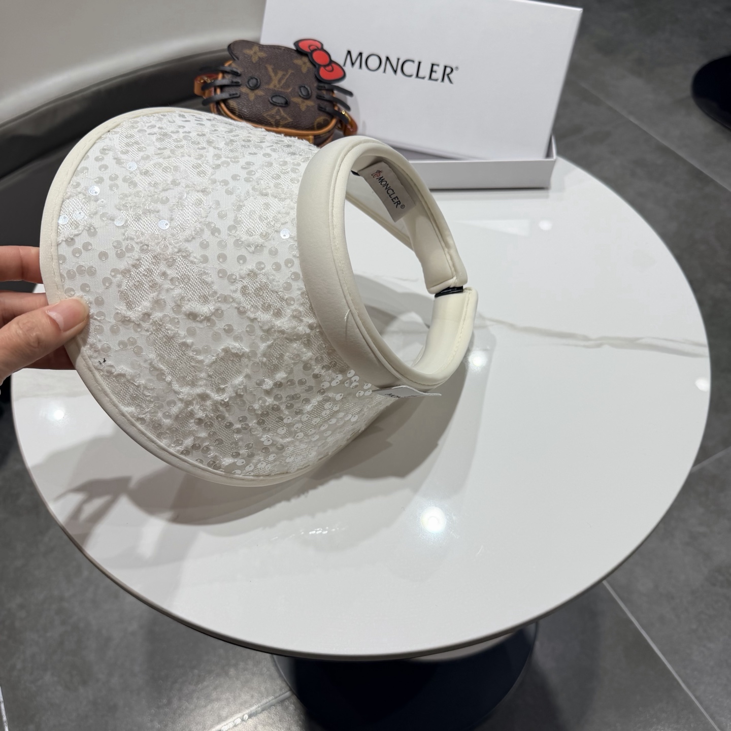 【MONCLER蒙口】空顶草帽女夏季防紫外线遮阳帽出游太阳帽百搭草编防晒帽子