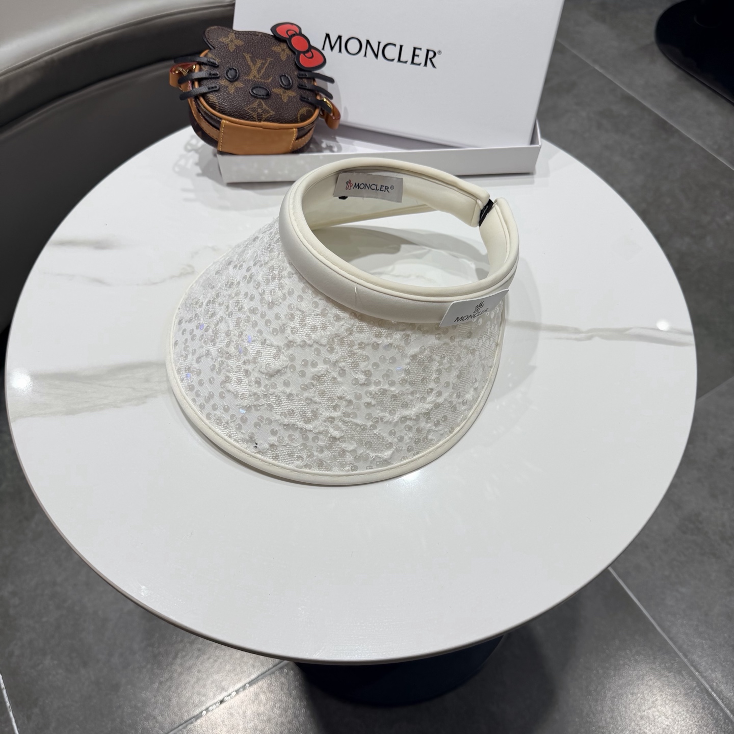 【MONCLER蒙口】空顶草帽女夏季防紫外线遮阳帽出游太阳帽百搭草编防晒帽子