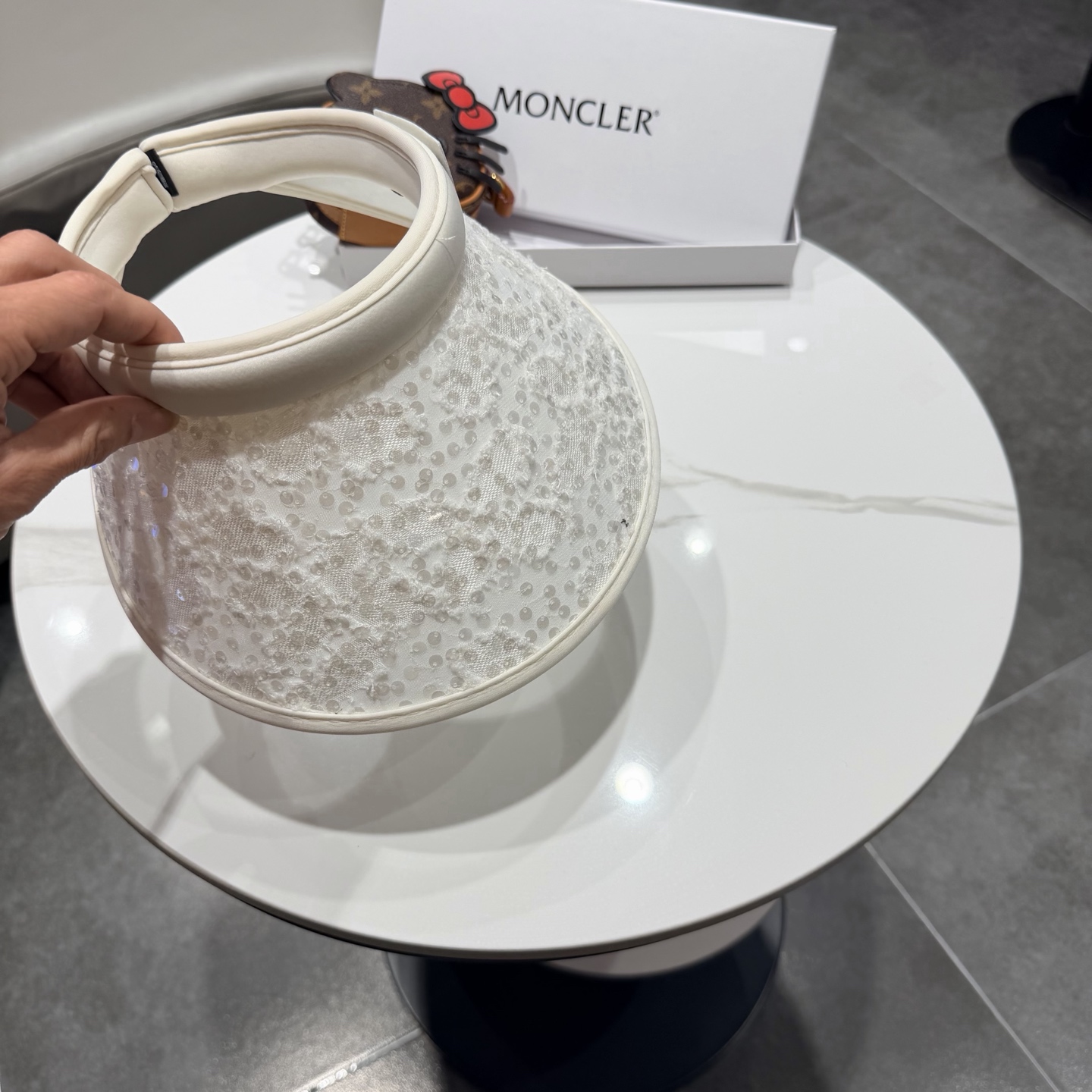 【MONCLER蒙口】空顶草帽女夏季防紫外线遮阳帽出游太阳帽百搭草编防晒帽子